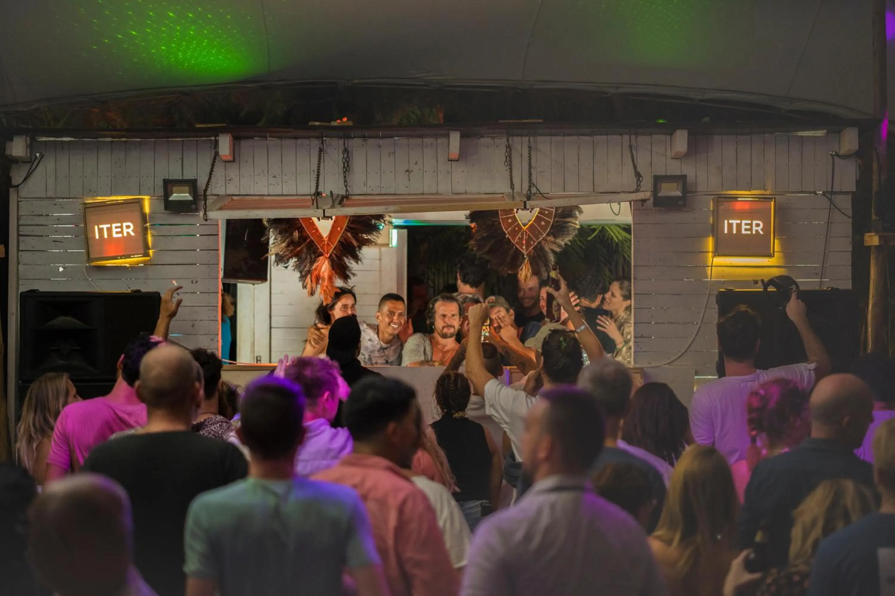 Nightclub / DJ in B4 Beach Club