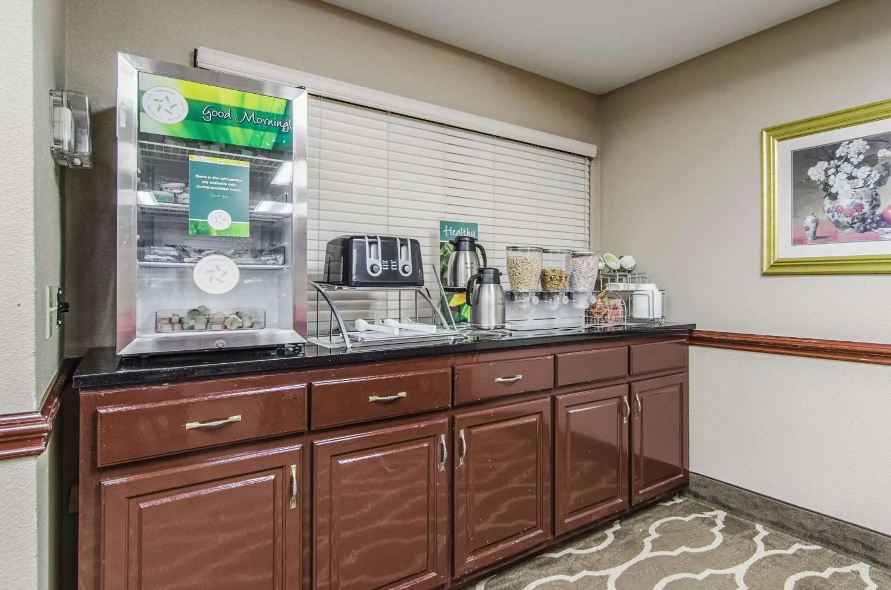 Restaurant/places to eat in Quality Suites Graham - Burlington South Restaurant/places to eat in Quality Suites Graham - Burlington South