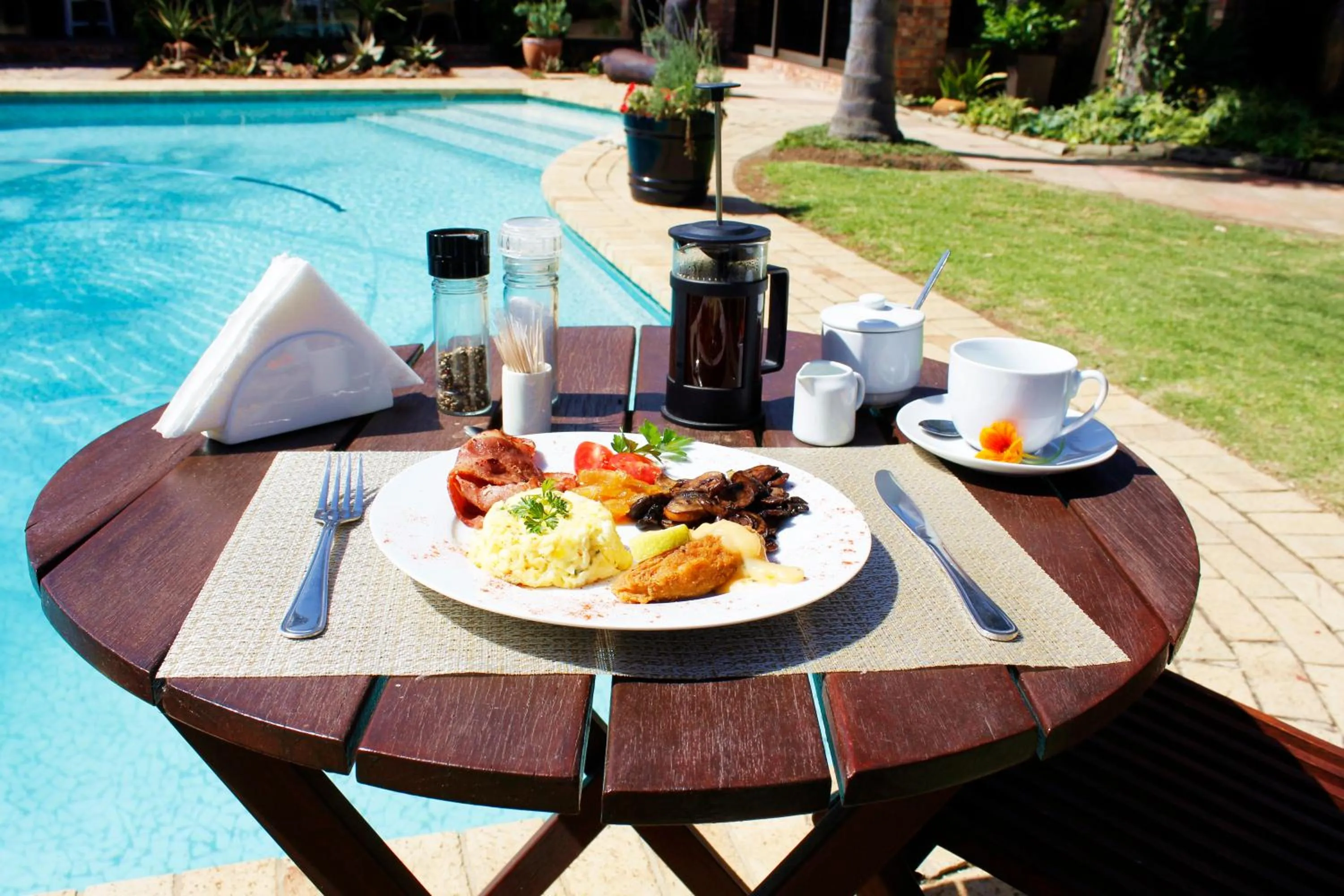 English/Irish breakfast in Amani Guest Lodge