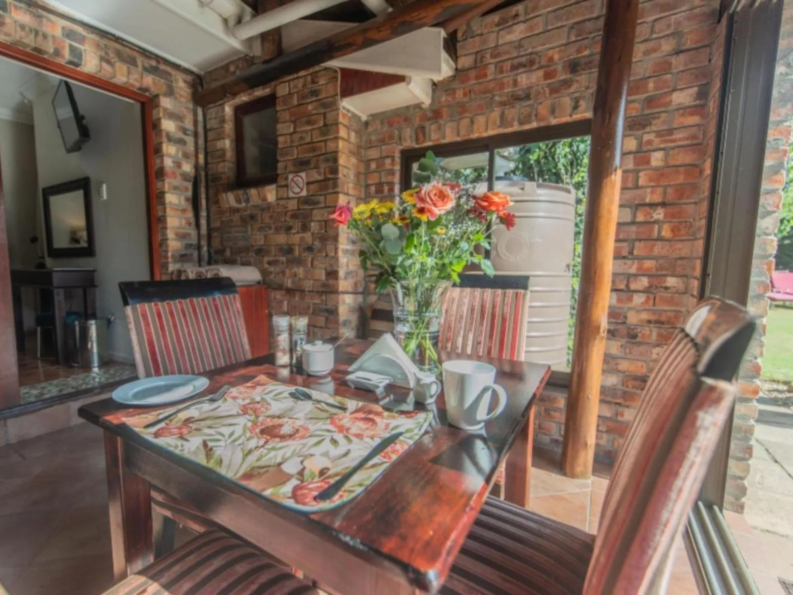 Dining area in Amani Guest Lodge