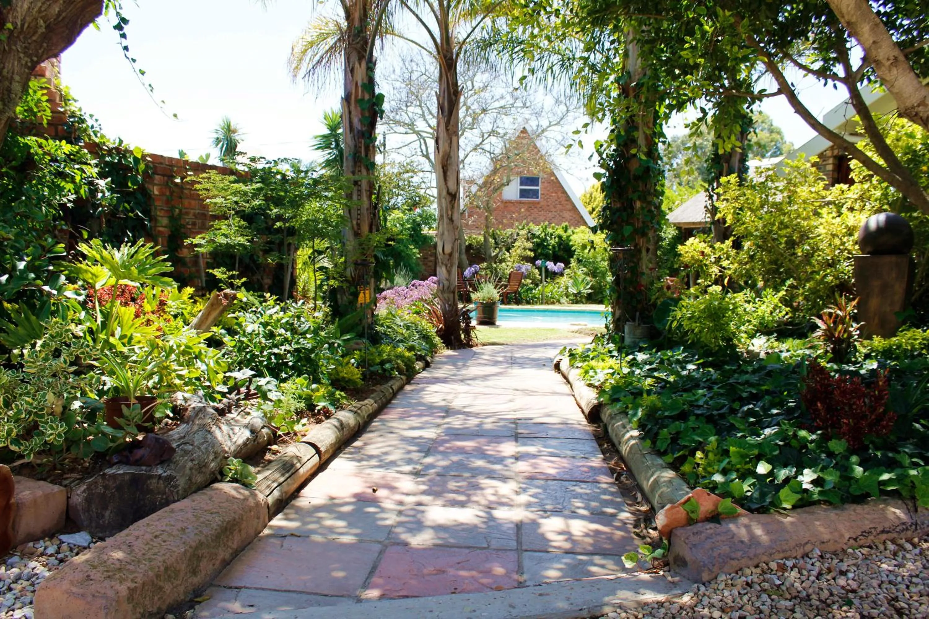 Garden view in Amani Guest Lodge