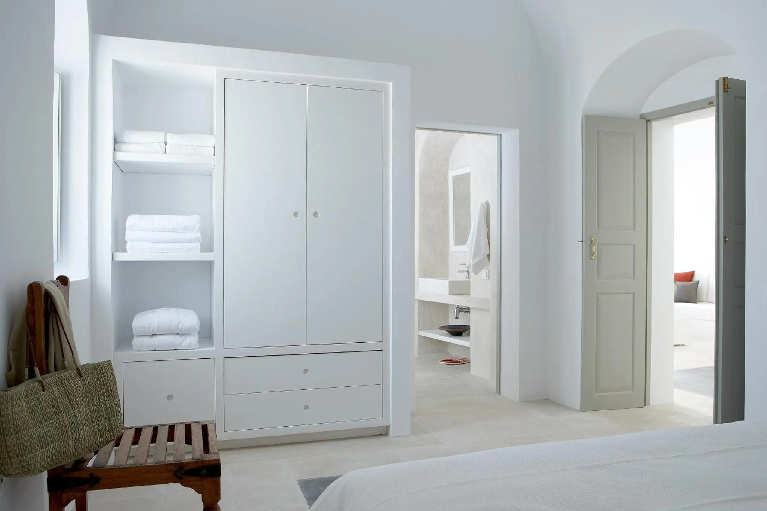 Decorative detail, Bed in Villa Fabrica Santorini