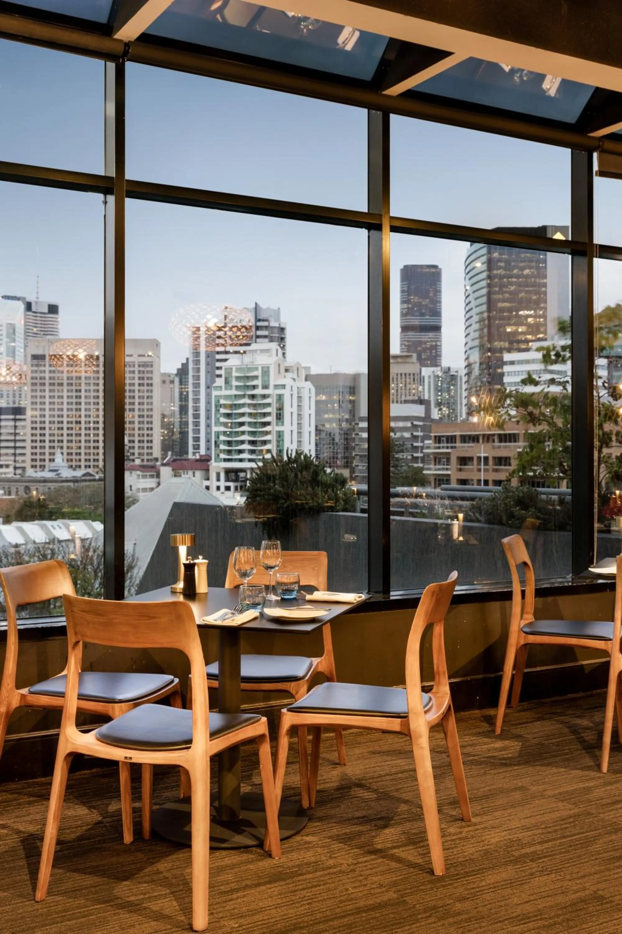 Restaurant/places to eat in Hotel Grand Chancellor Brisbane