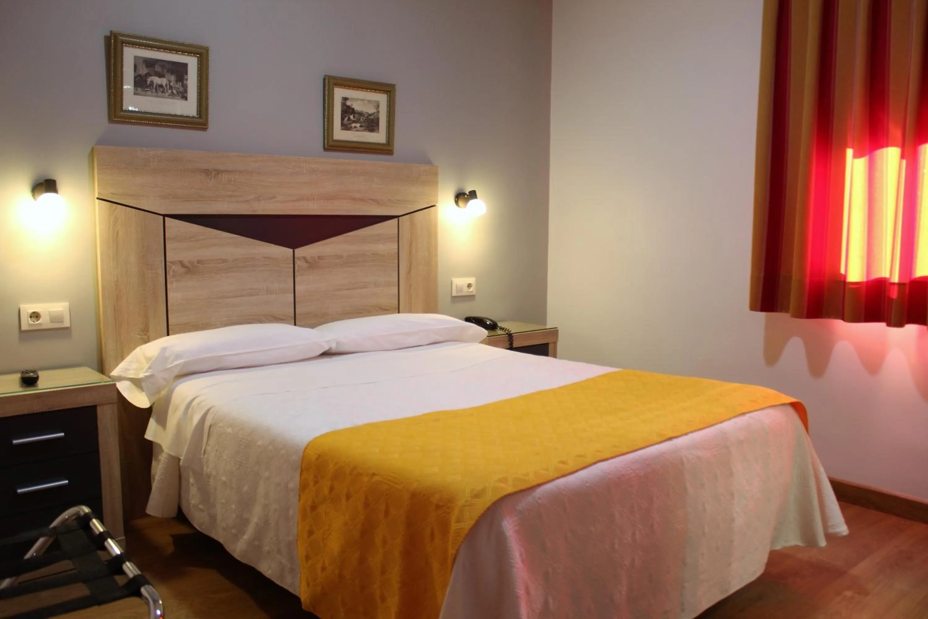 Bed in Hostal Madrid