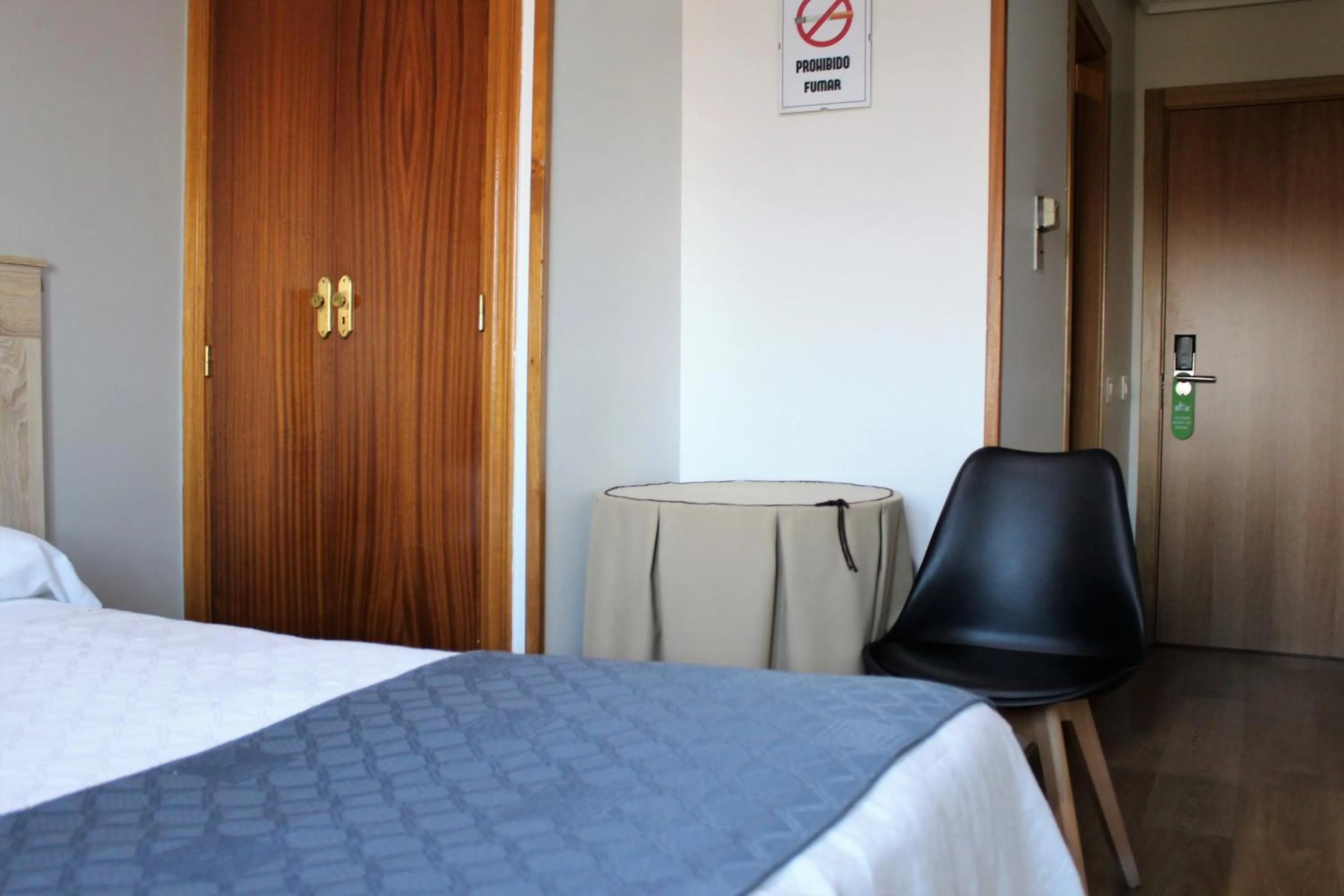 Bed in Hostal Madrid