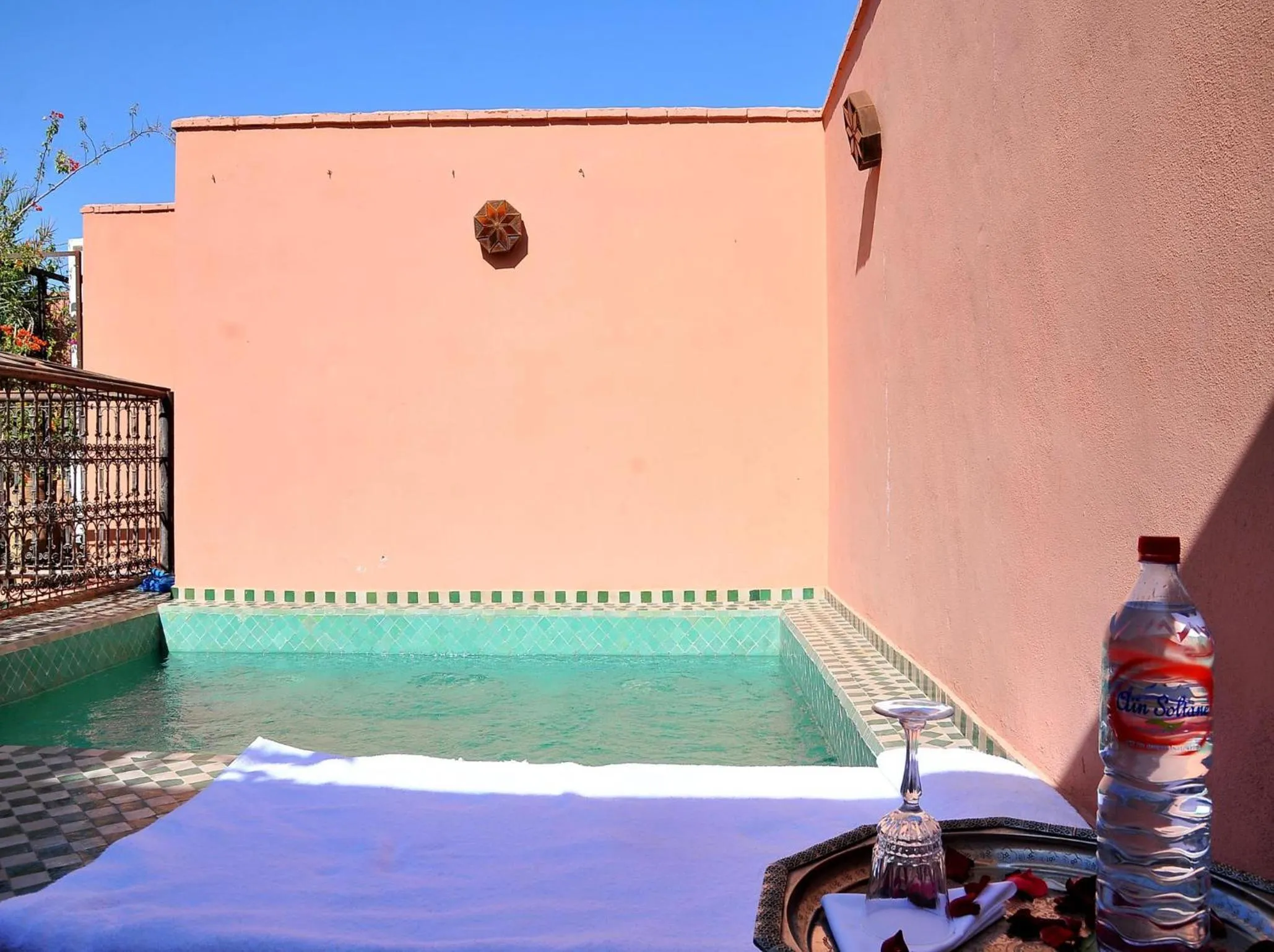 Swimming pool in Riad Lila
