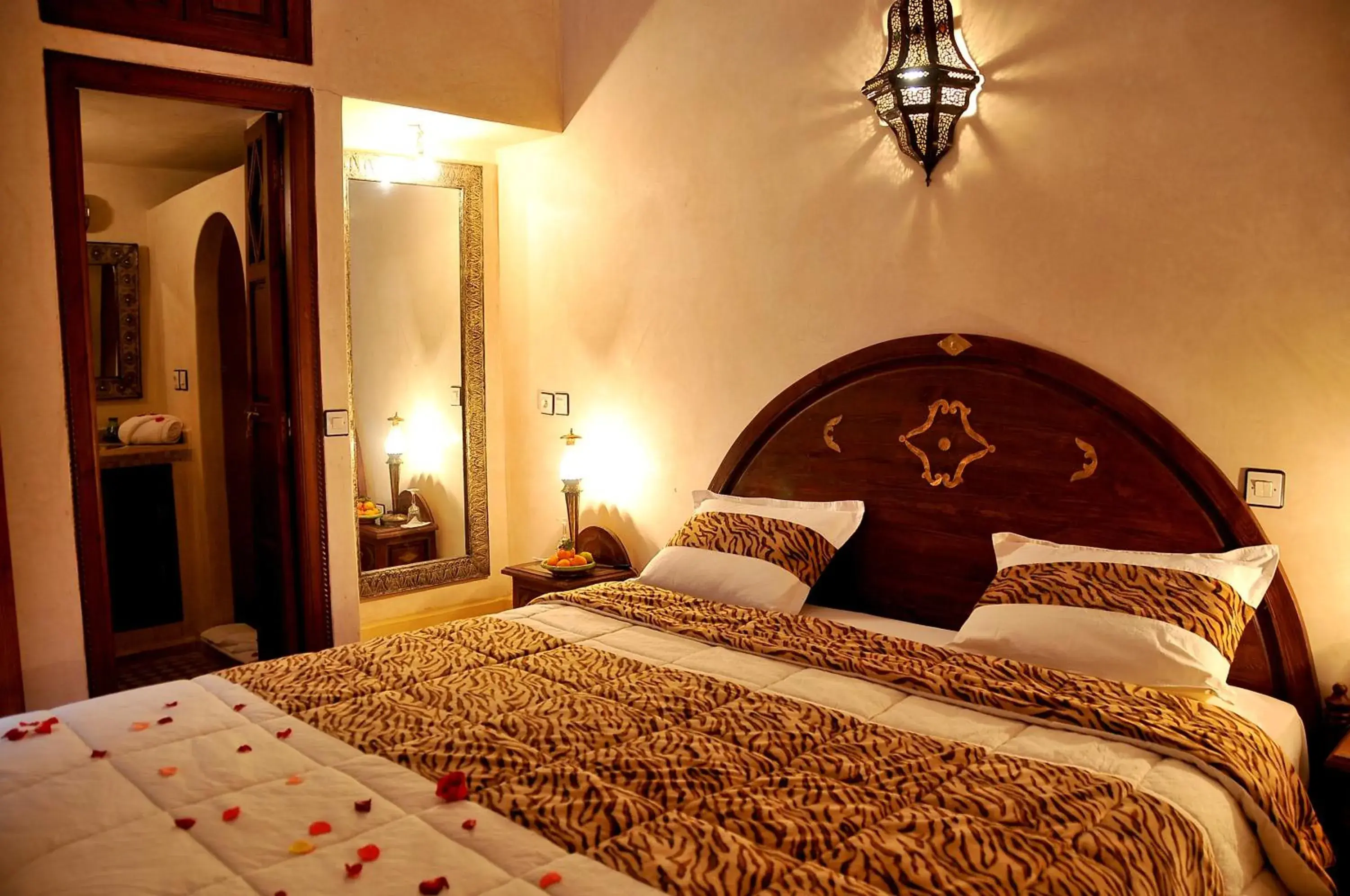 King Room in Riad Lila King Room in Riad Lila