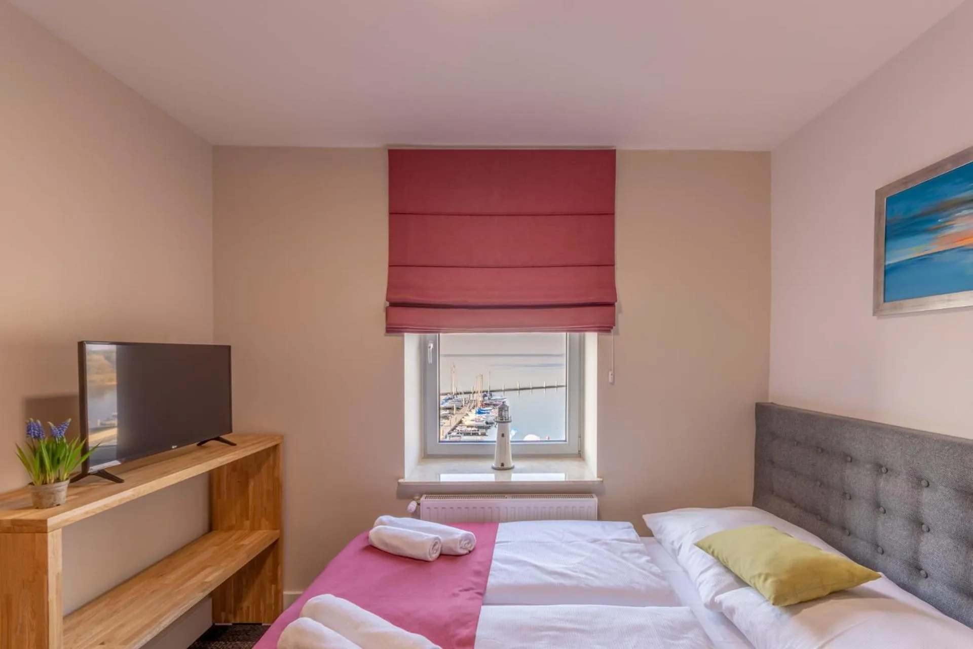 Bed in Marina Pallatium Premium Floor