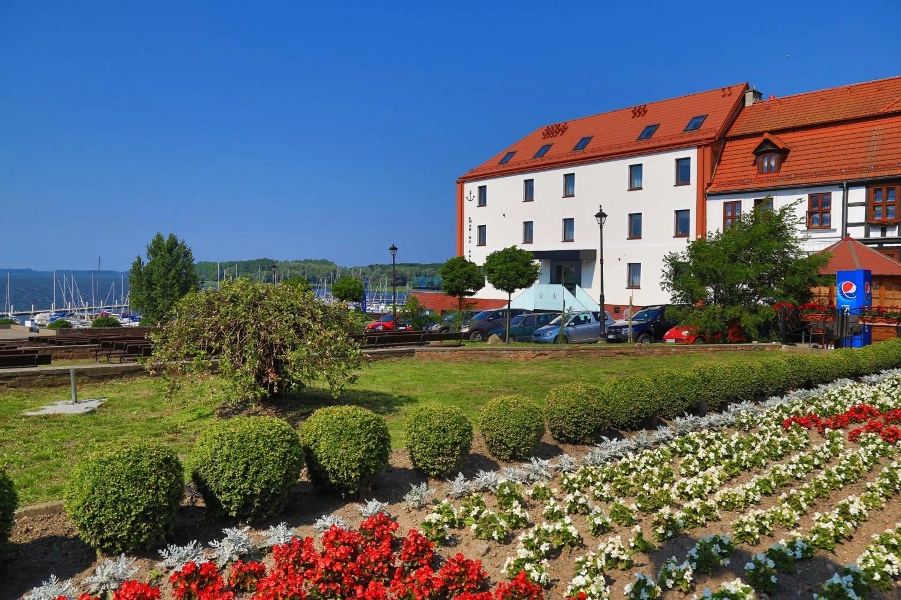 Property building in Marina Pallatium Premium Floor