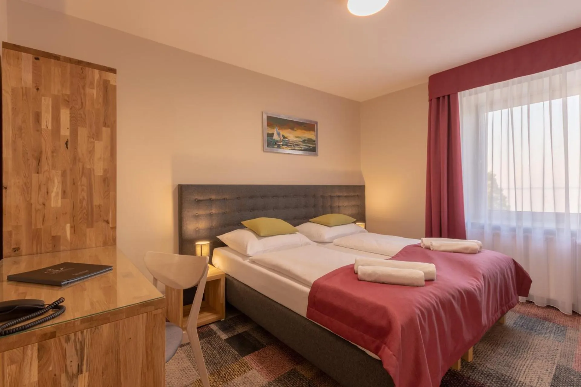 Bed in Marina Pallatium Premium Floor