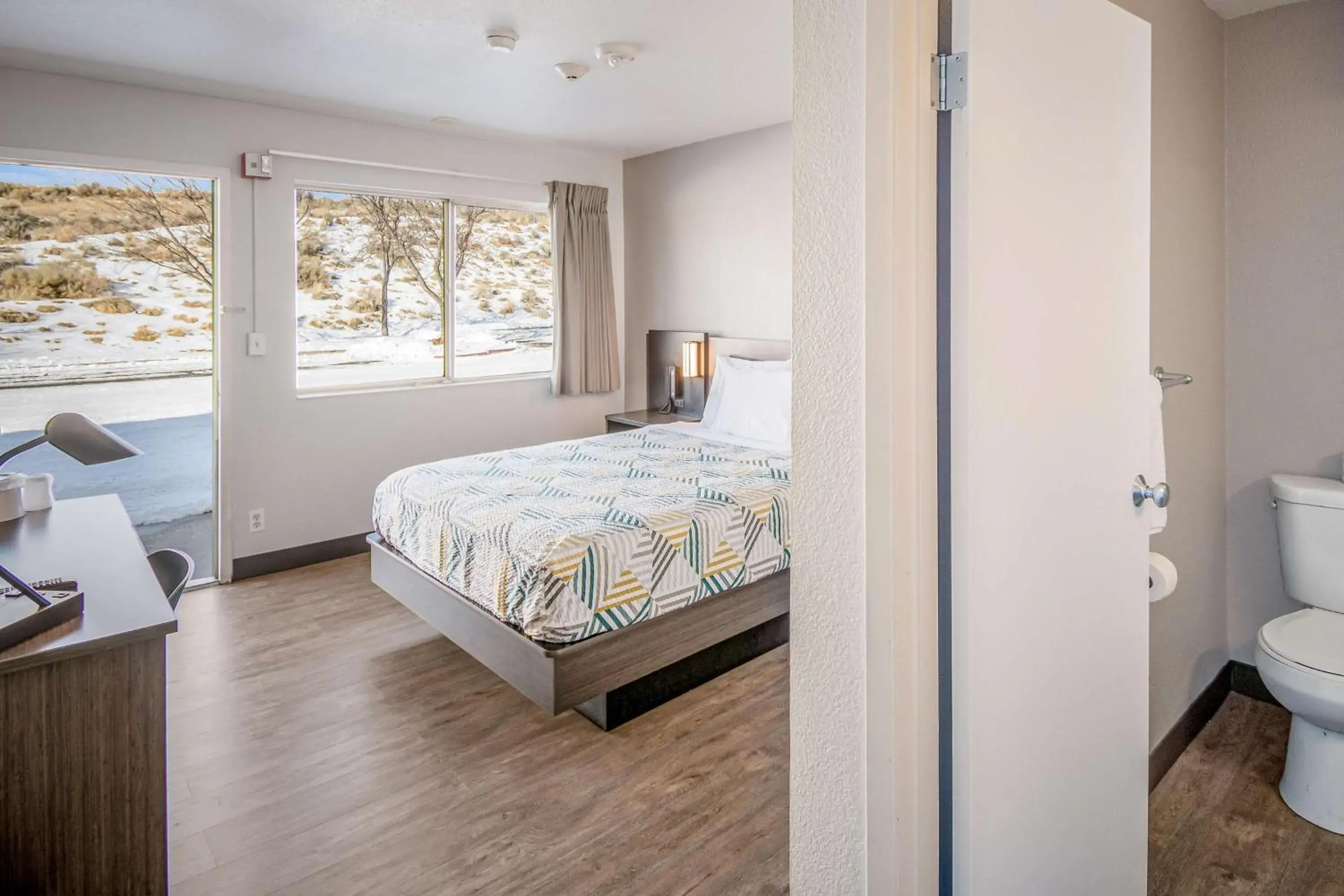 Photo of the whole room, Bed in Motel 6-Elko, NV Photo of the whole room, Bed in Motel 6-Elko, NV