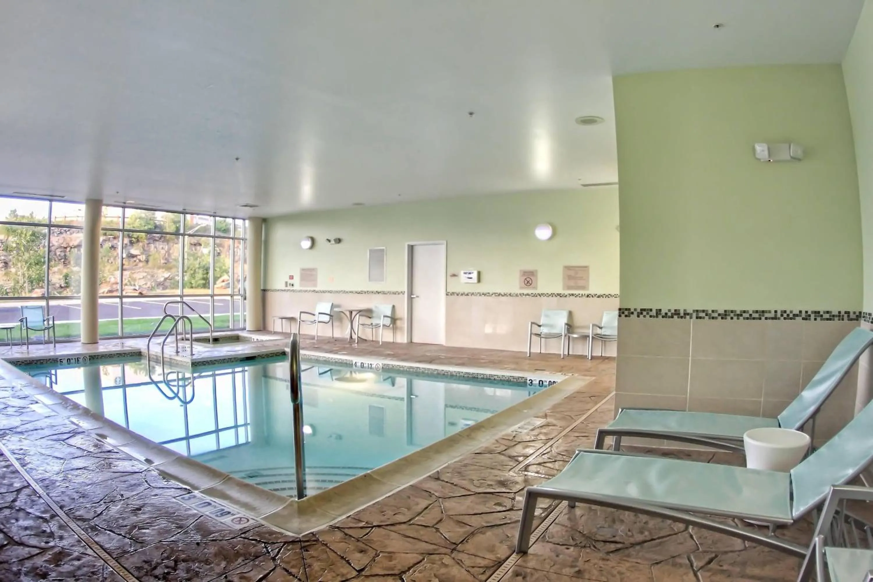 Swimming pool in SpringHill Suites by Marriott Scranton Montage Mountain