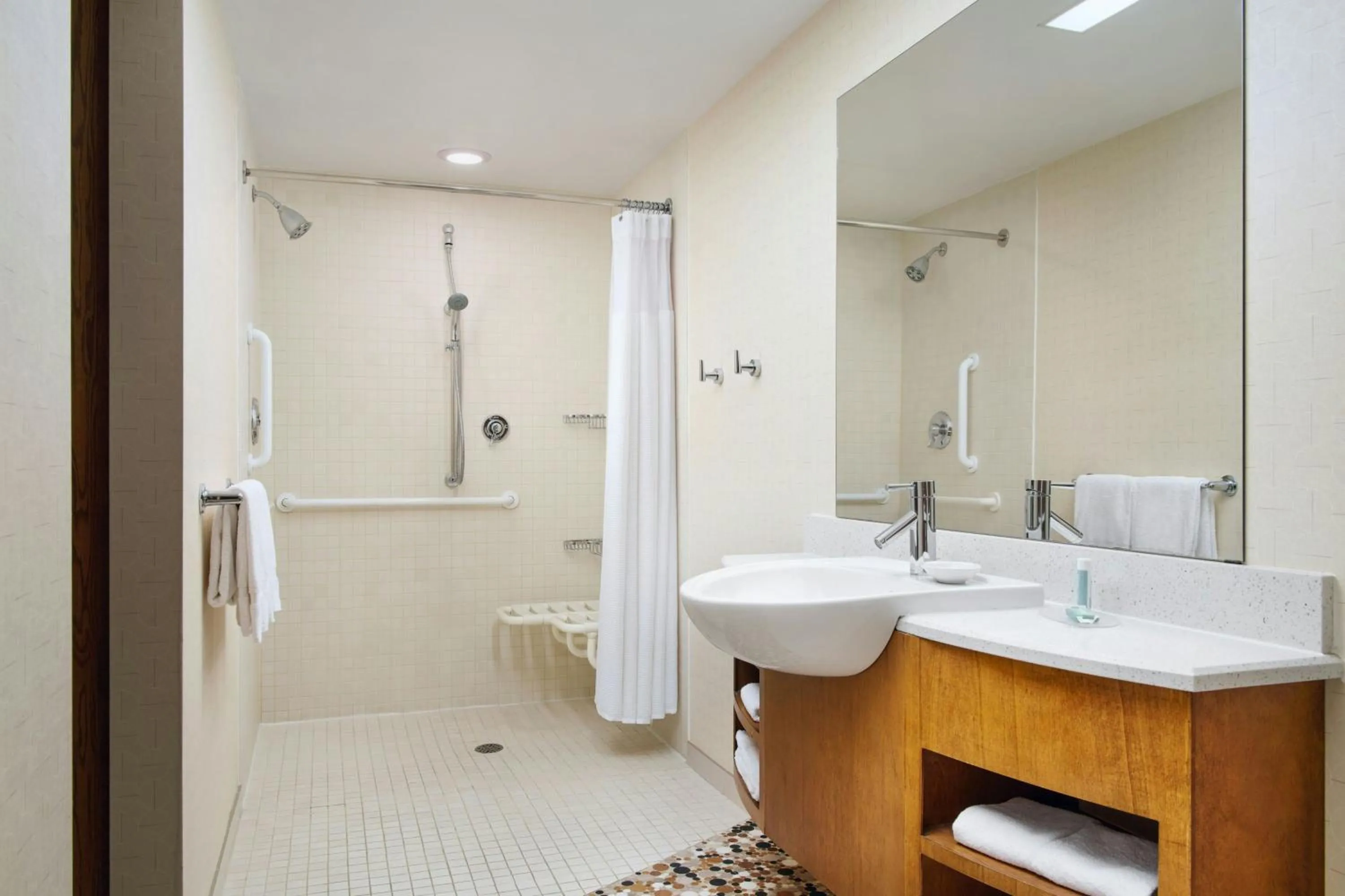 Bathroom in SpringHill Suites by Marriott Scranton Montage Mountain