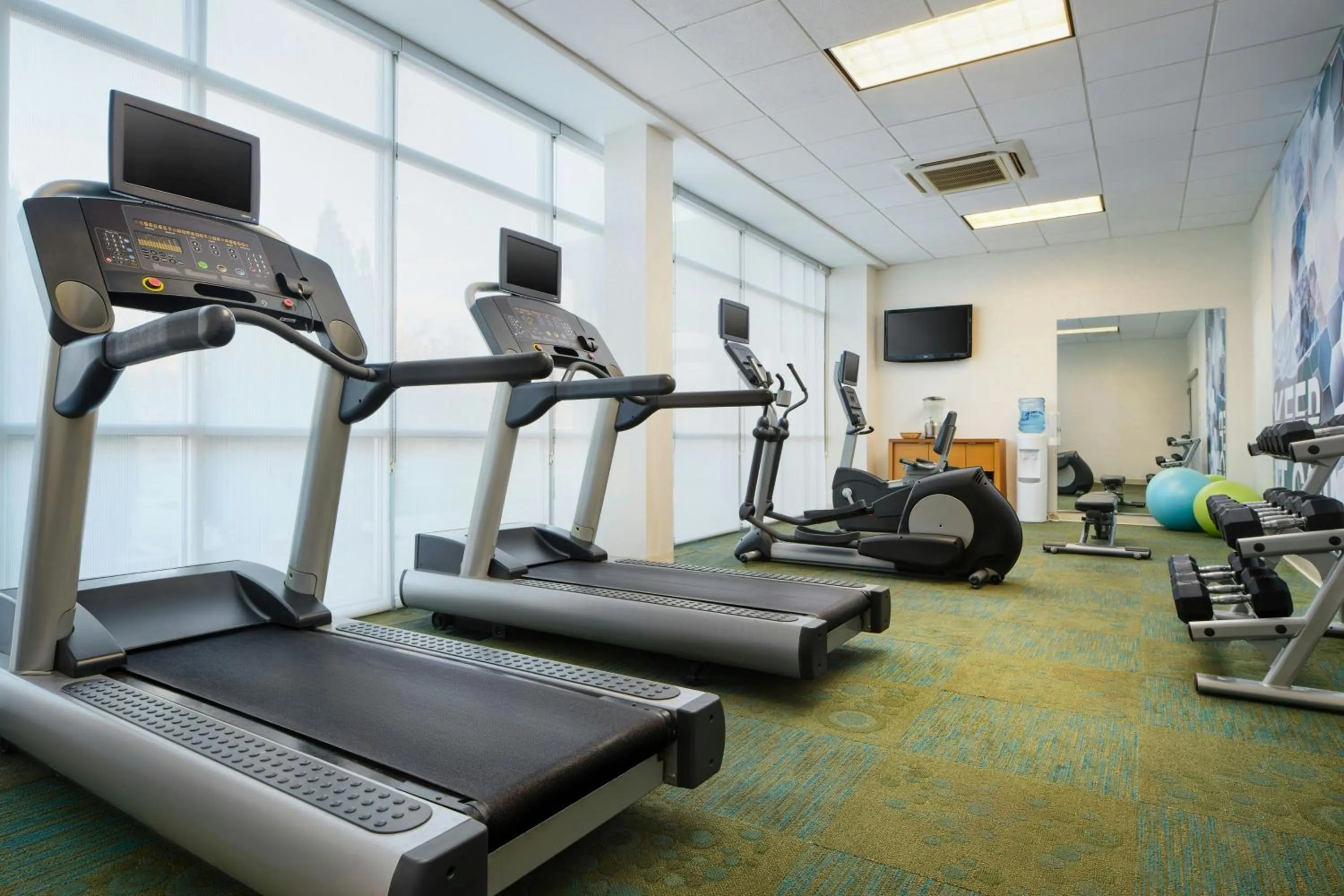 Fitness centre/facilities in SpringHill Suites by Marriott Scranton Montage Mountain