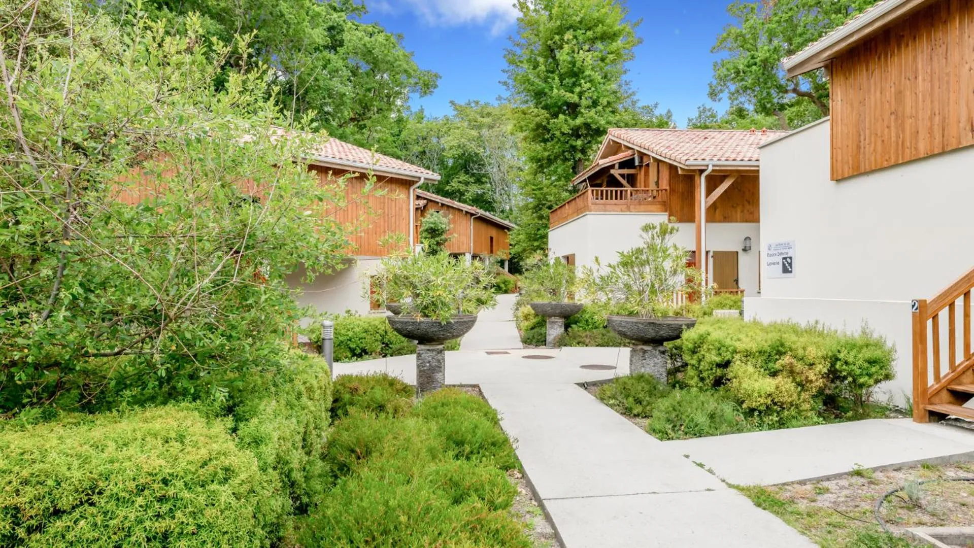 Facade/entrance in Vacancéole - Les Rives du Lac