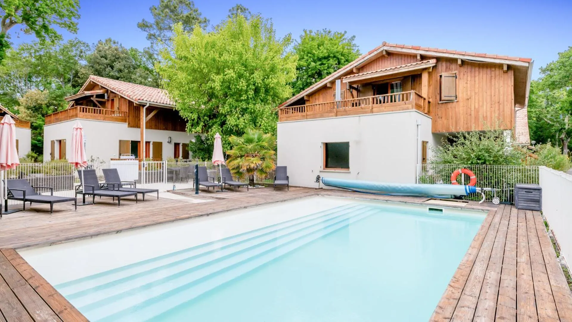 Swimming pool in Vacancéole - Les Rives du Lac