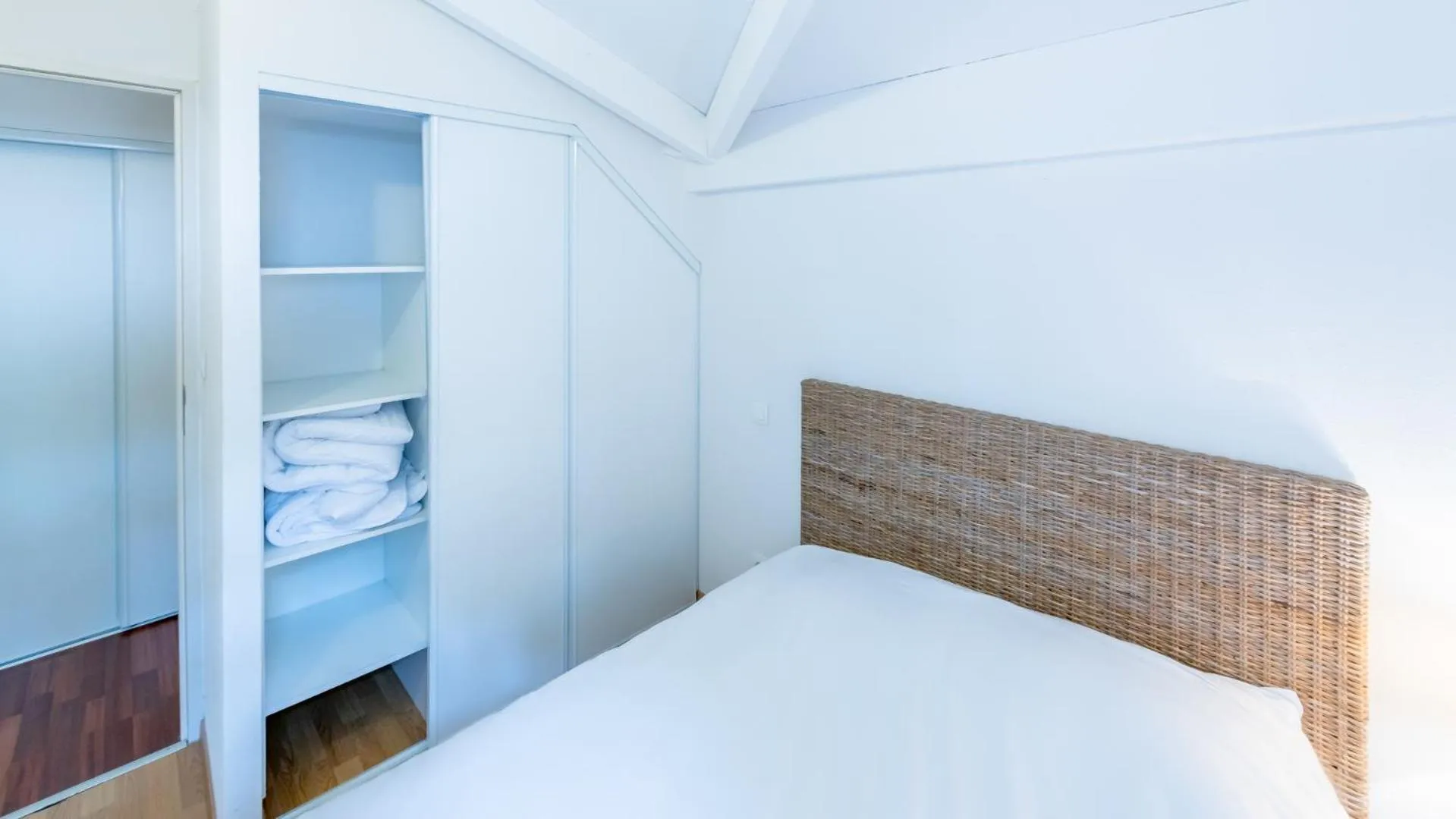 Photo of the whole room, Bed in Vacancéole - Les Rives du Lac