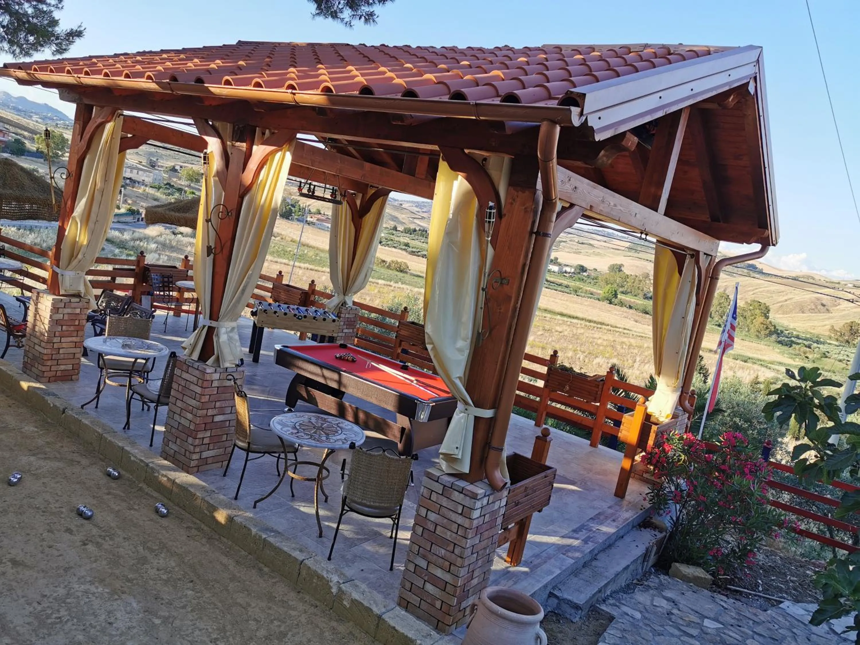 Billiard in Agriturismo Reggia Saracena