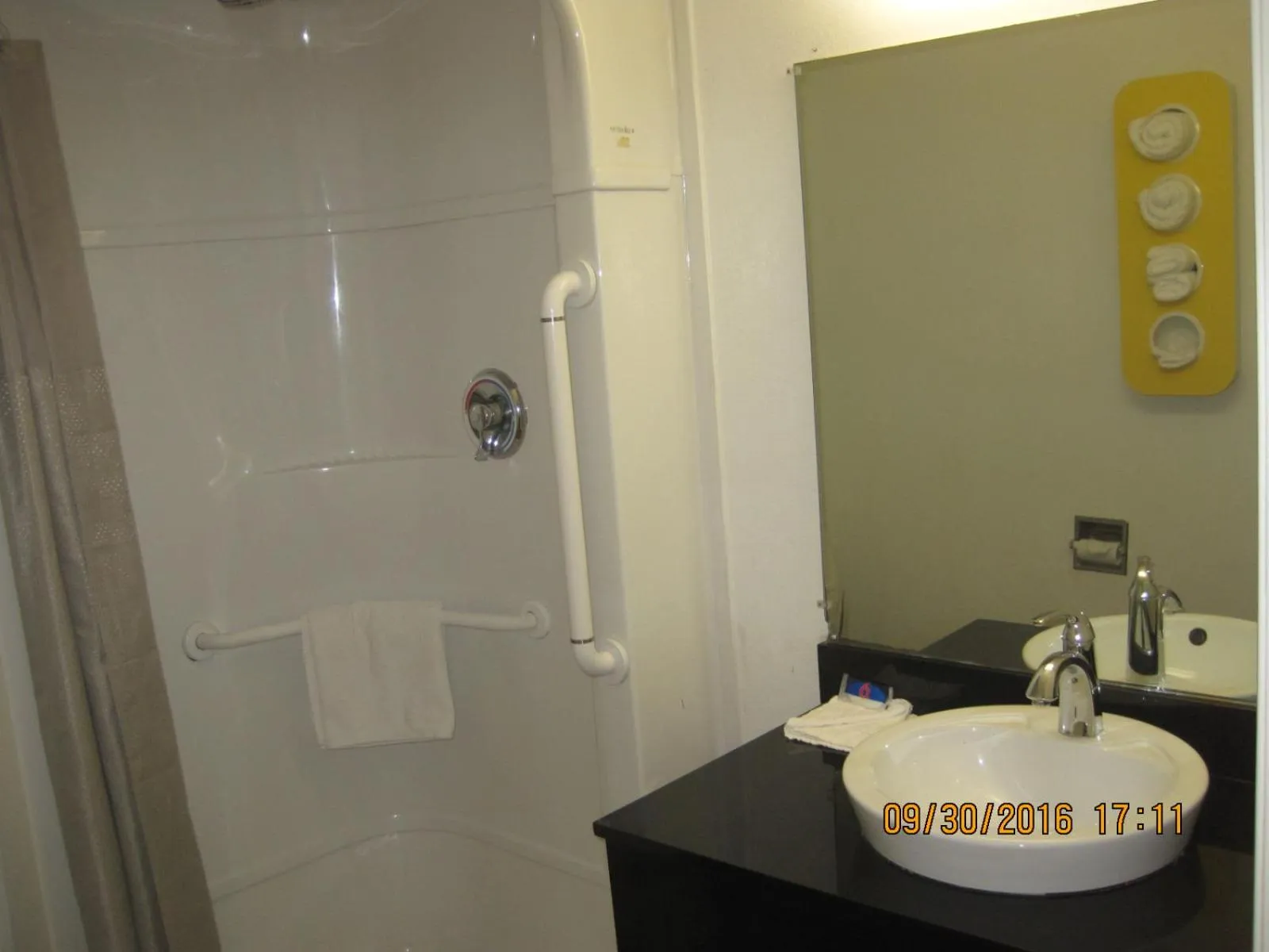 Shower in Motel 6-Bessemer, AL - Birmingham