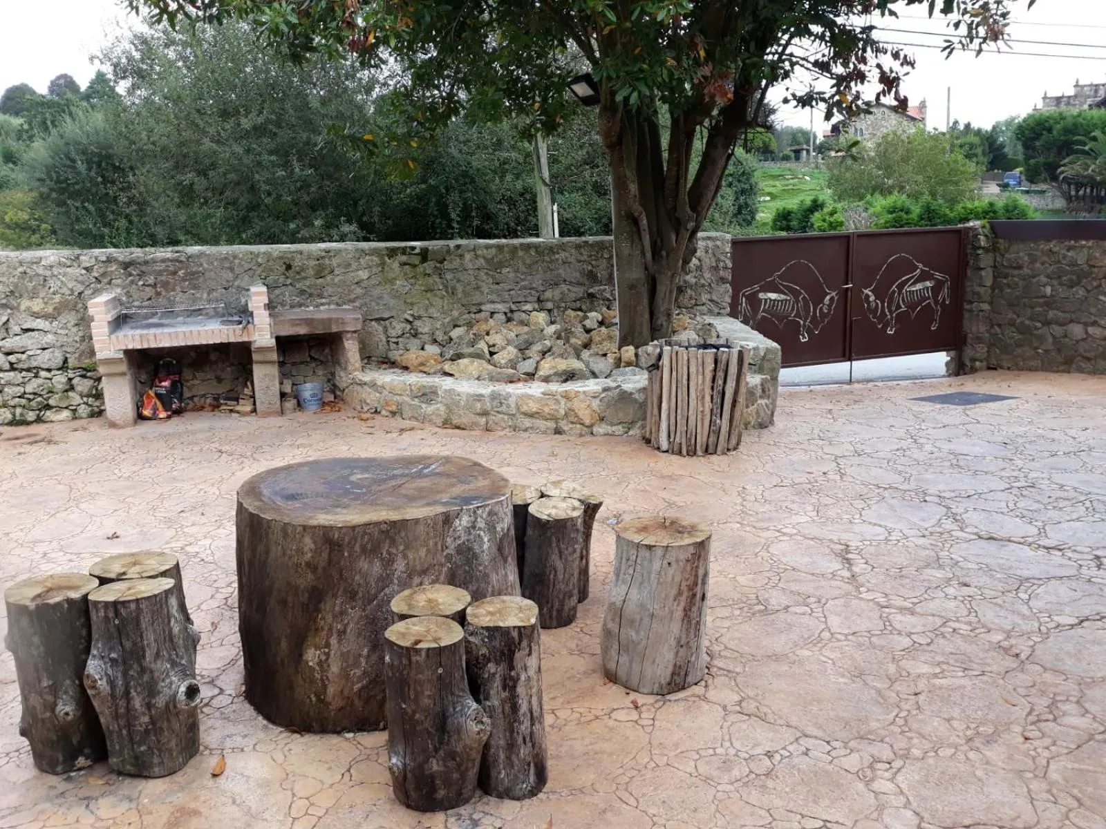 Las Cavernas Del Bisonte