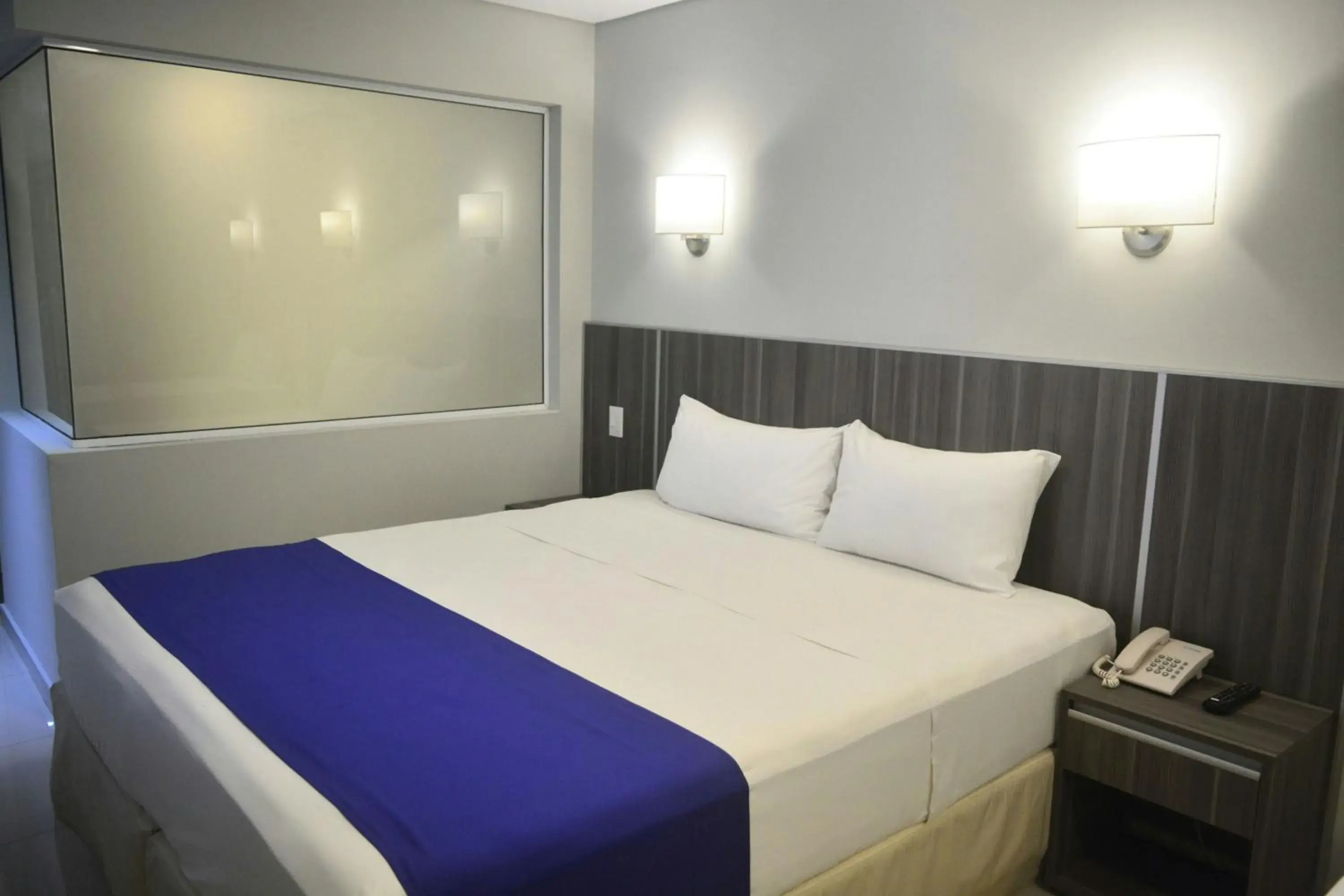 Photo of the whole room, Bed in City Falls Iguazú Photo of the whole room, Bed in City Falls Iguazú