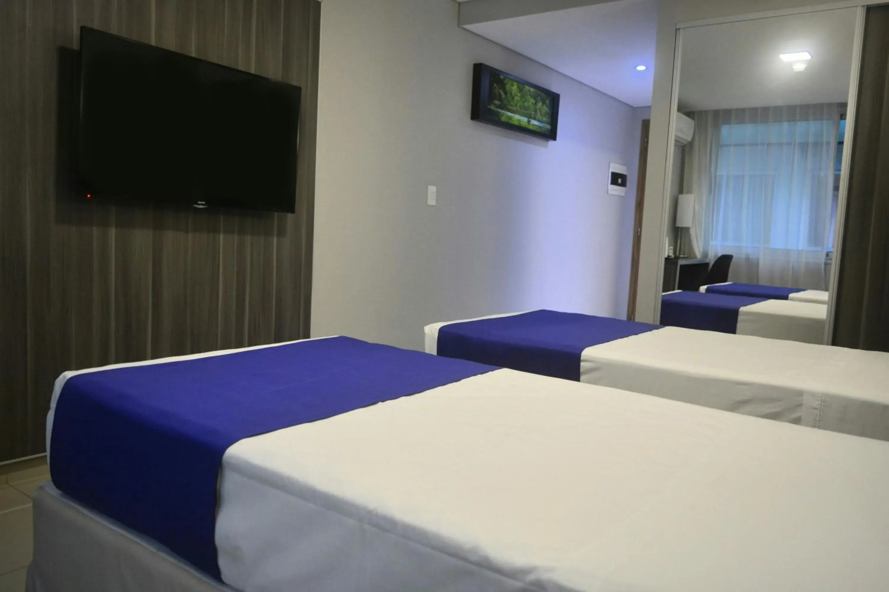 Photo of the whole room, Bed in City Falls Iguazú Photo of the whole room, Bed in City Falls Iguazú