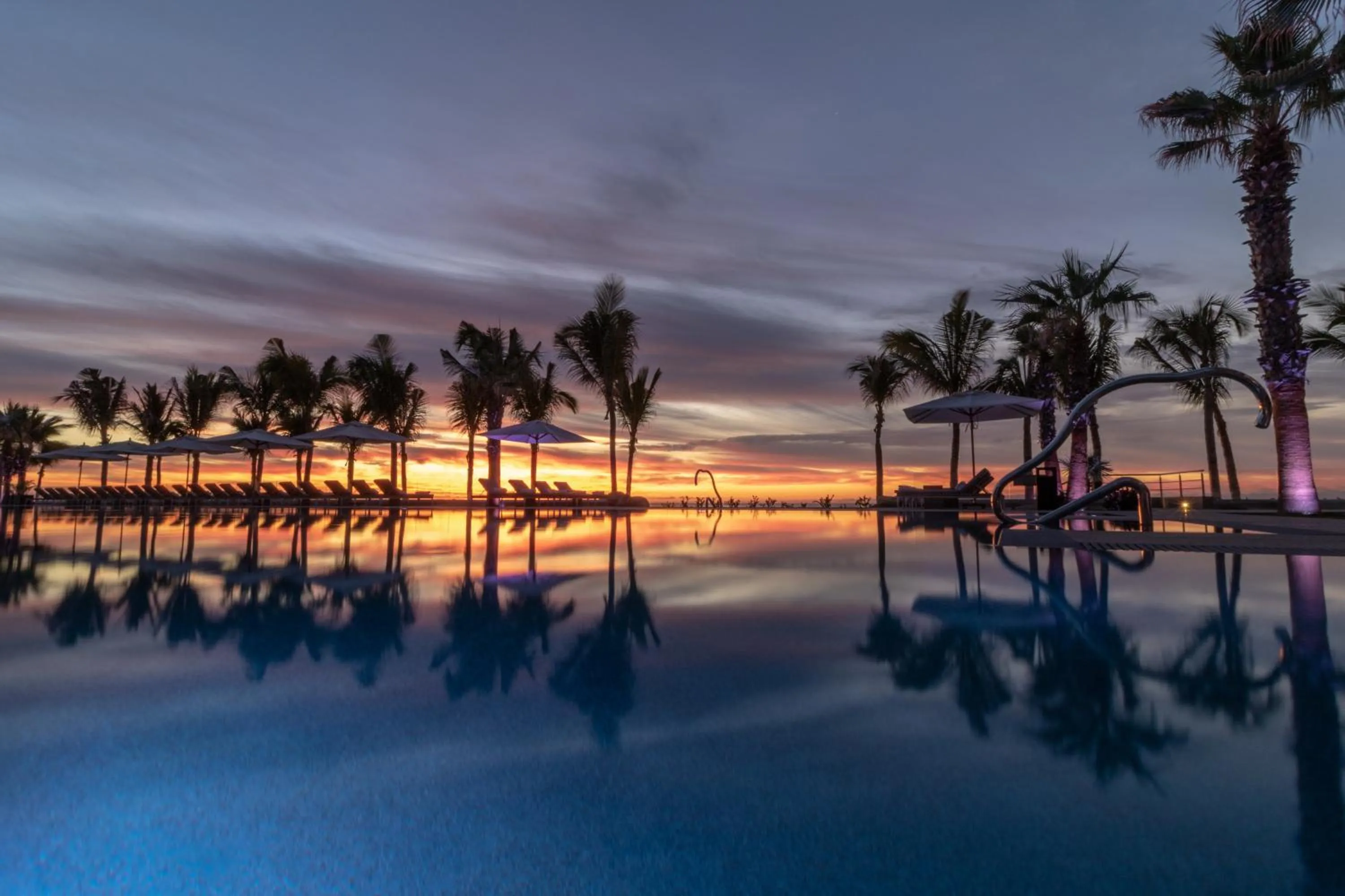 Swimming pool in Garza Blanca Resort & Spa Los Cabos