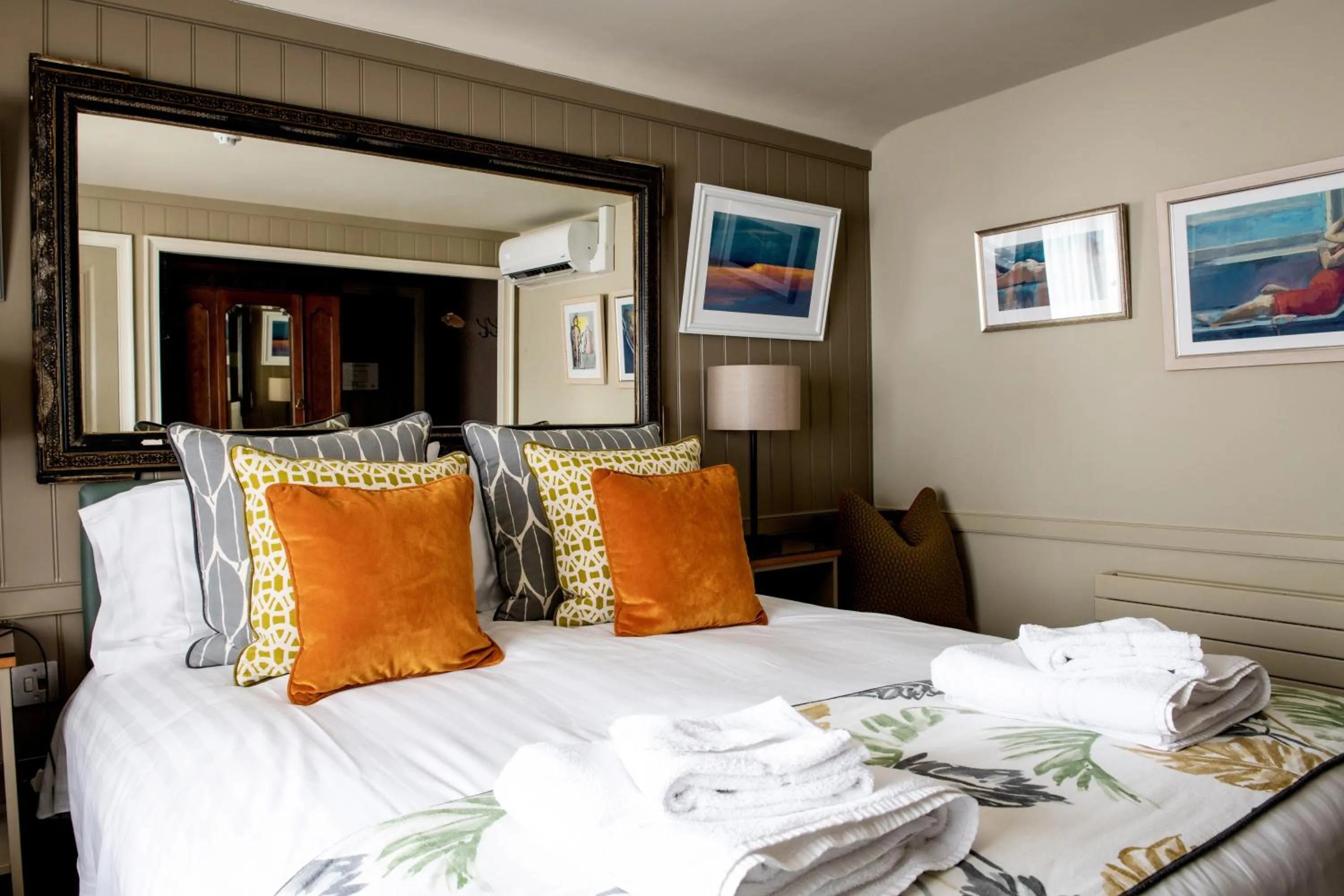 Bedroom, Bed in The Marquis of Granby