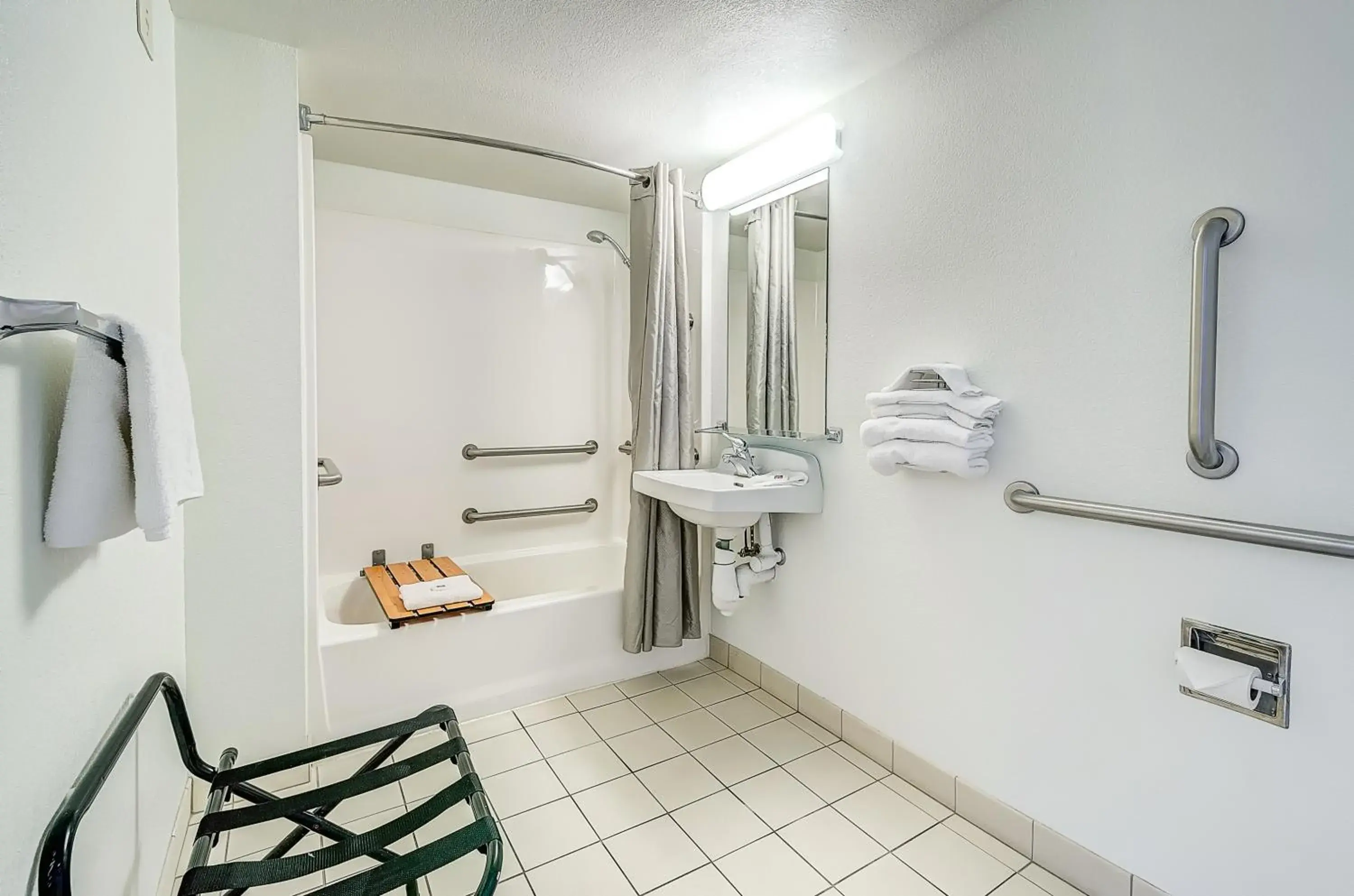 Bathroom in Motel 6-Thornton, CO - Denver