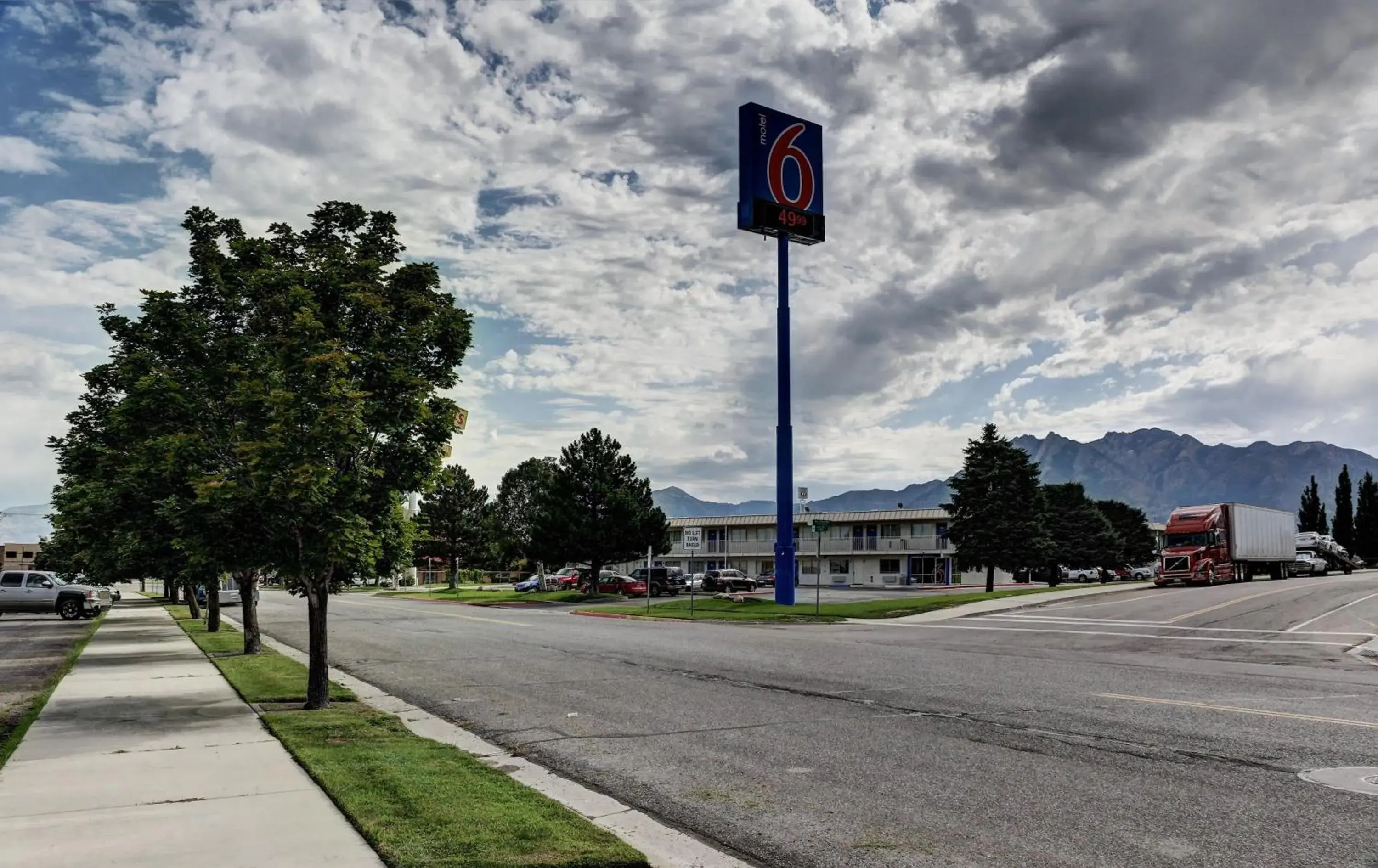 Property logo or sign in Motel 6-Midvale, UT - Salt Lake City South
