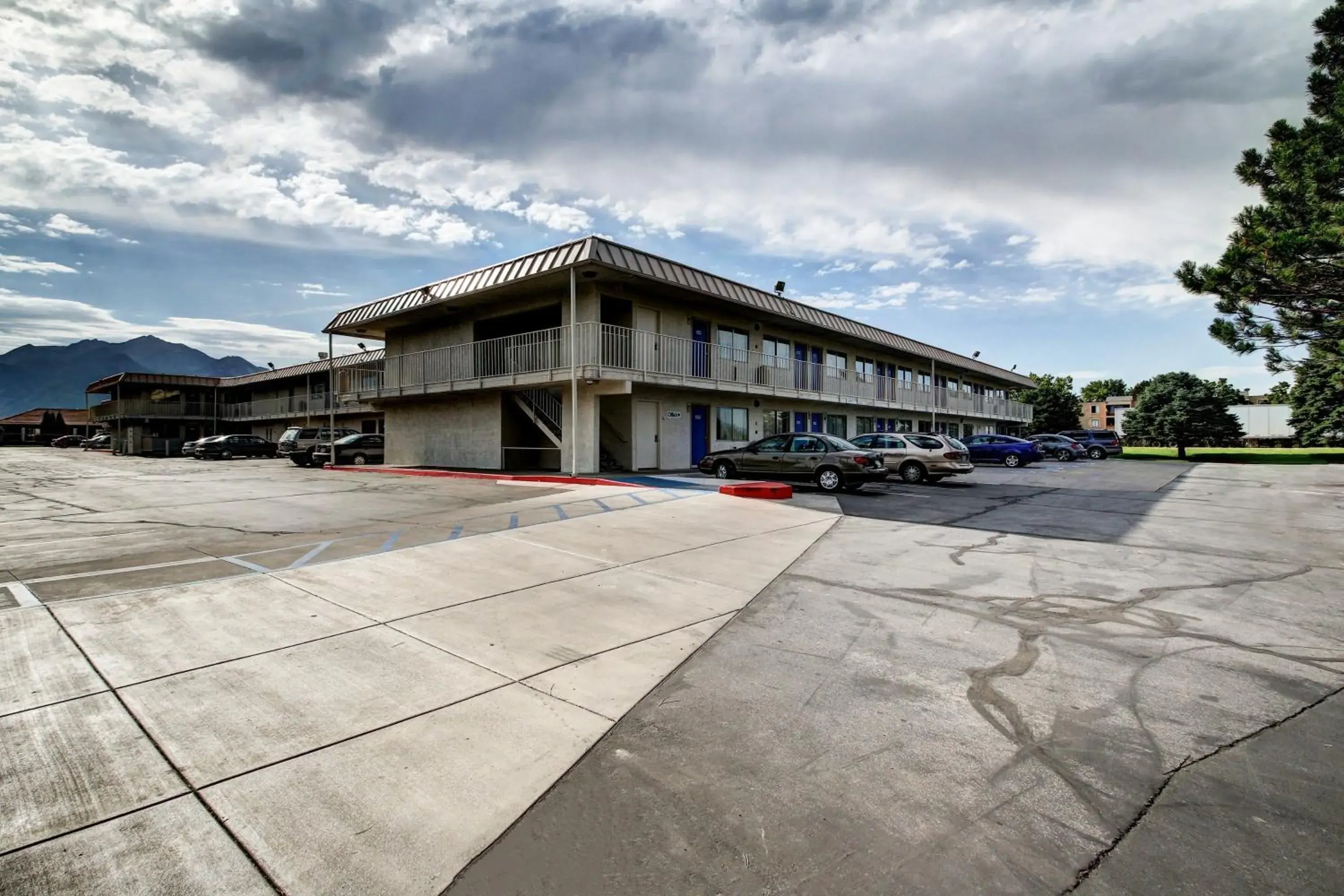 Property Building in Motel 6-Midvale, UT - Salt Lake City South