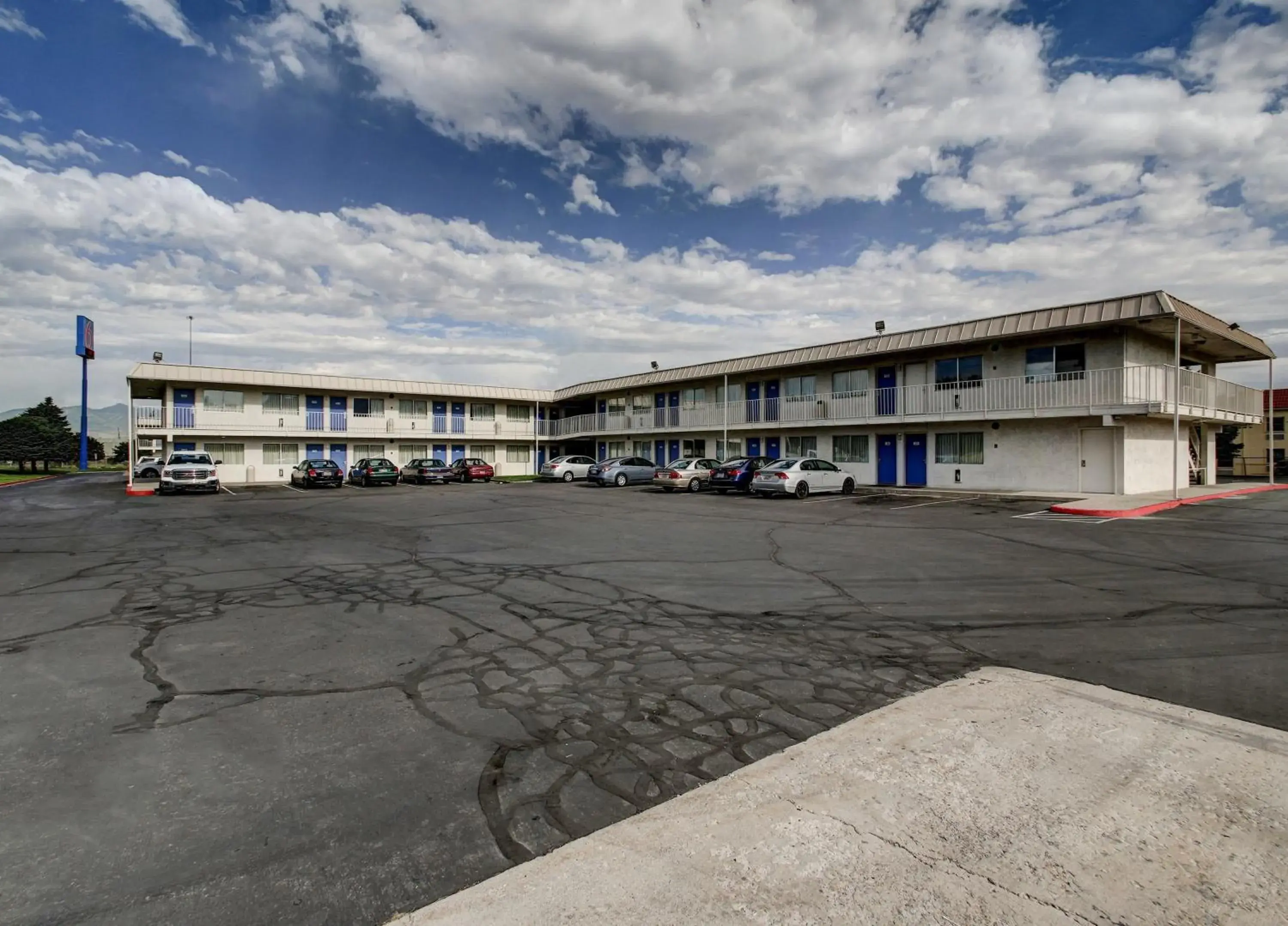 Property Building in Motel 6-Midvale, UT - Salt Lake City South