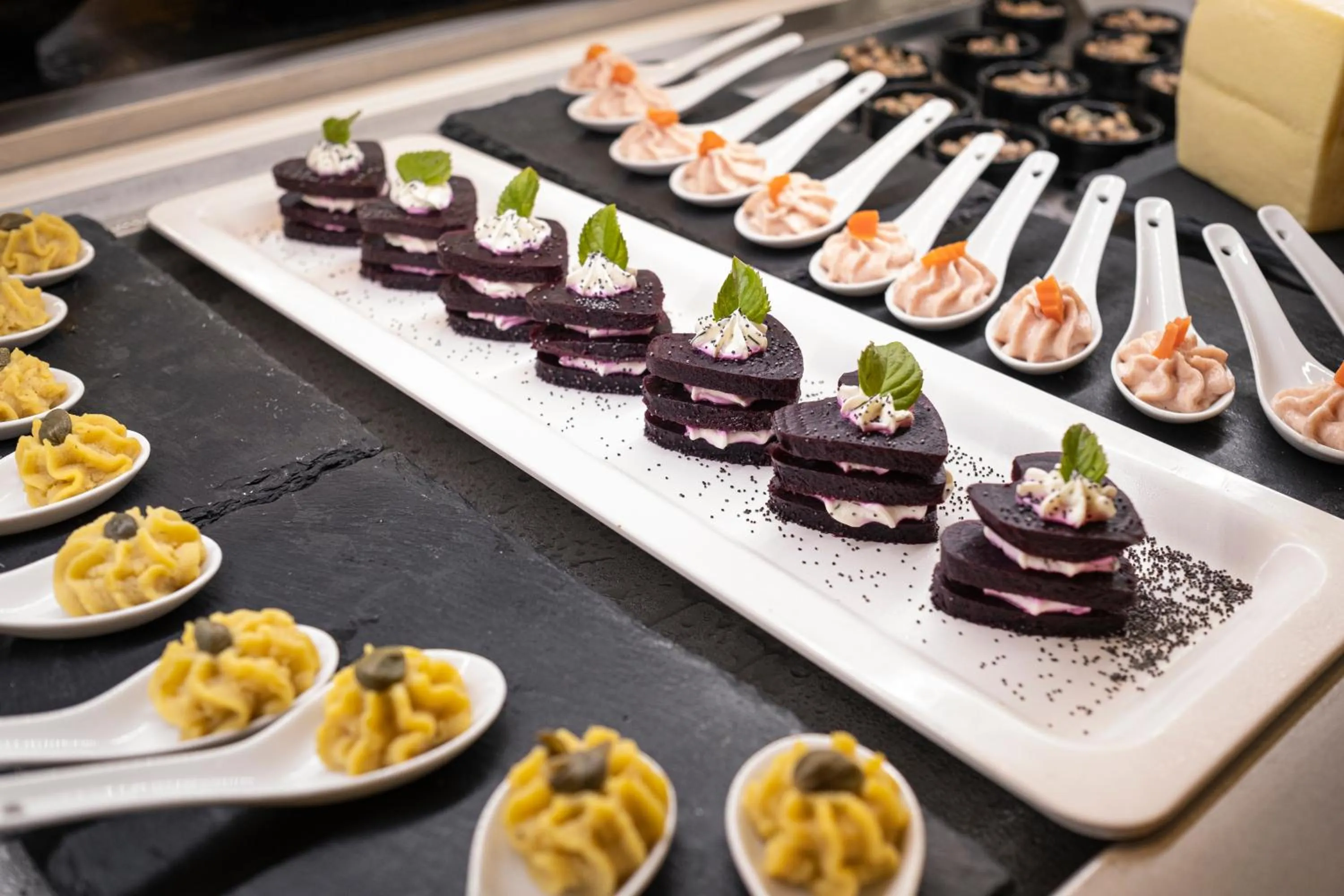 Food in Samian Mare Hotel, Suites & Spa