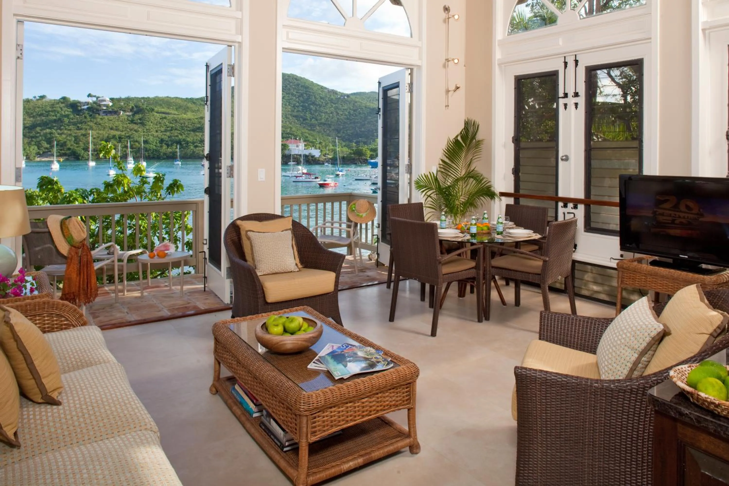 Living room in Gallows Point Resort