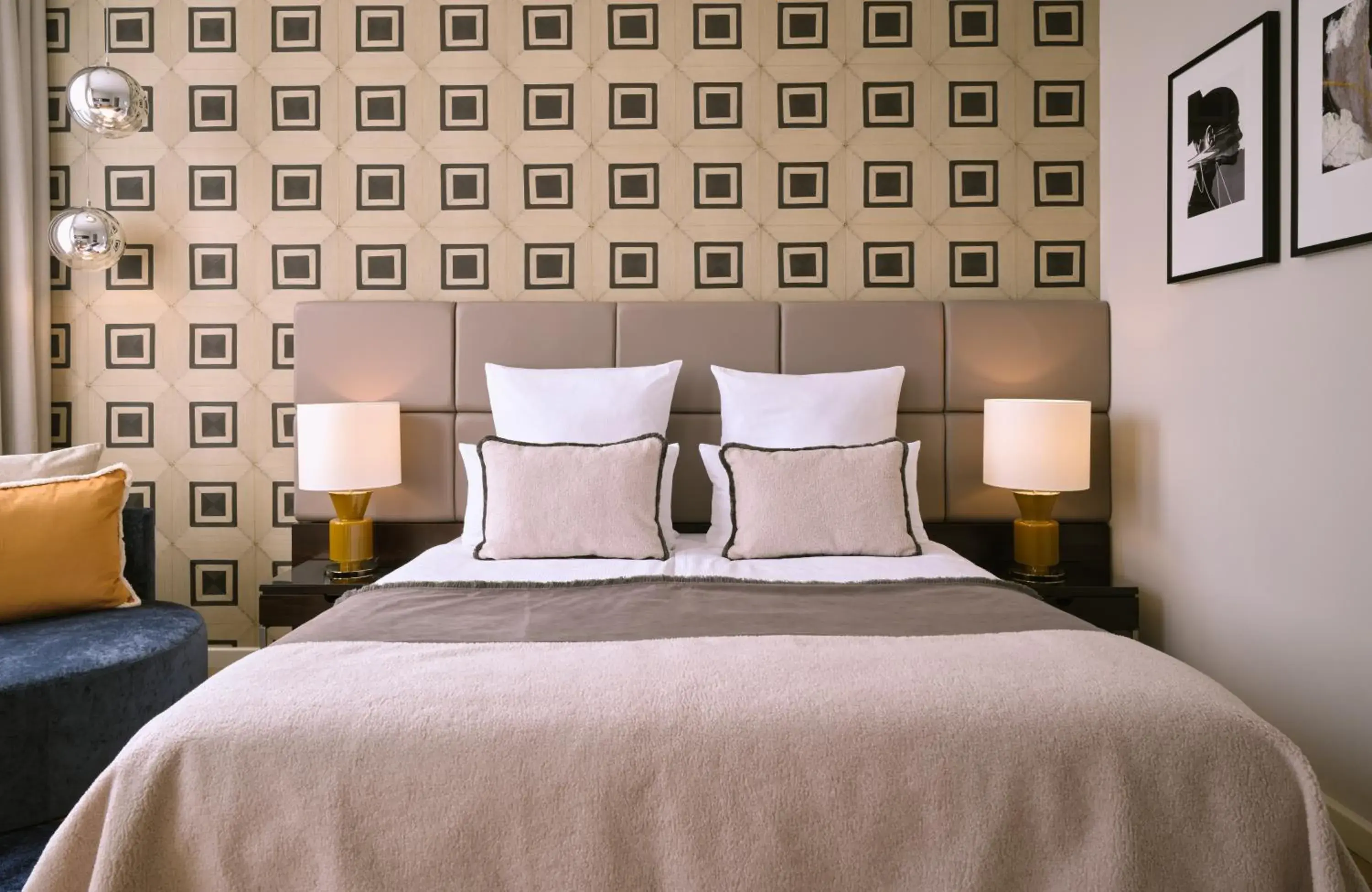 Bed in The Posthouse Berlin Potsdamer Platz- Leonardo Limited Edition Bed in The Posthouse Berlin Potsdamer Platz- Leonardo Limited Edition