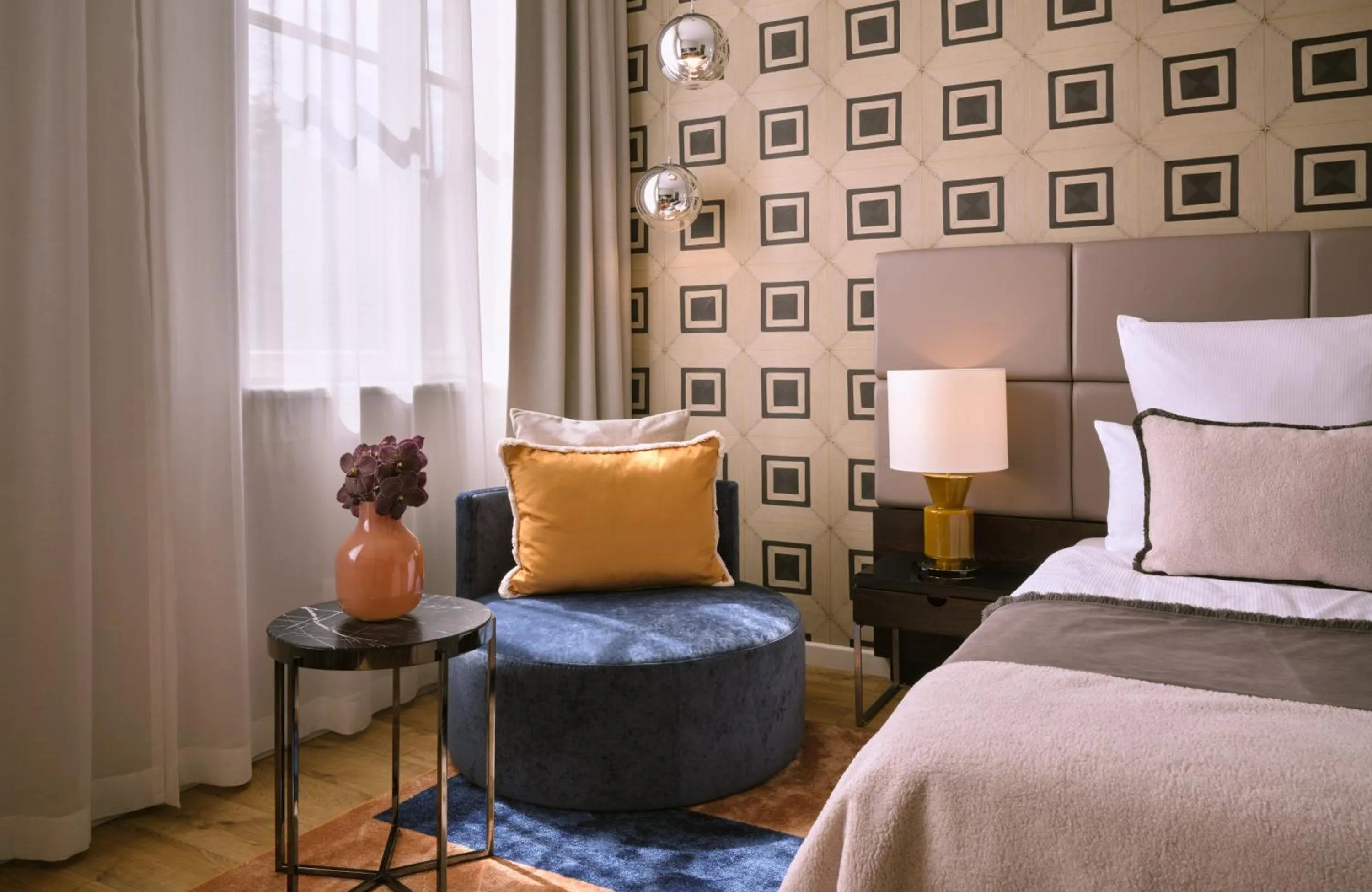 Photo of the whole room, Bed in The Posthouse Berlin Potsdamer Platz- Leonardo Limited Edition