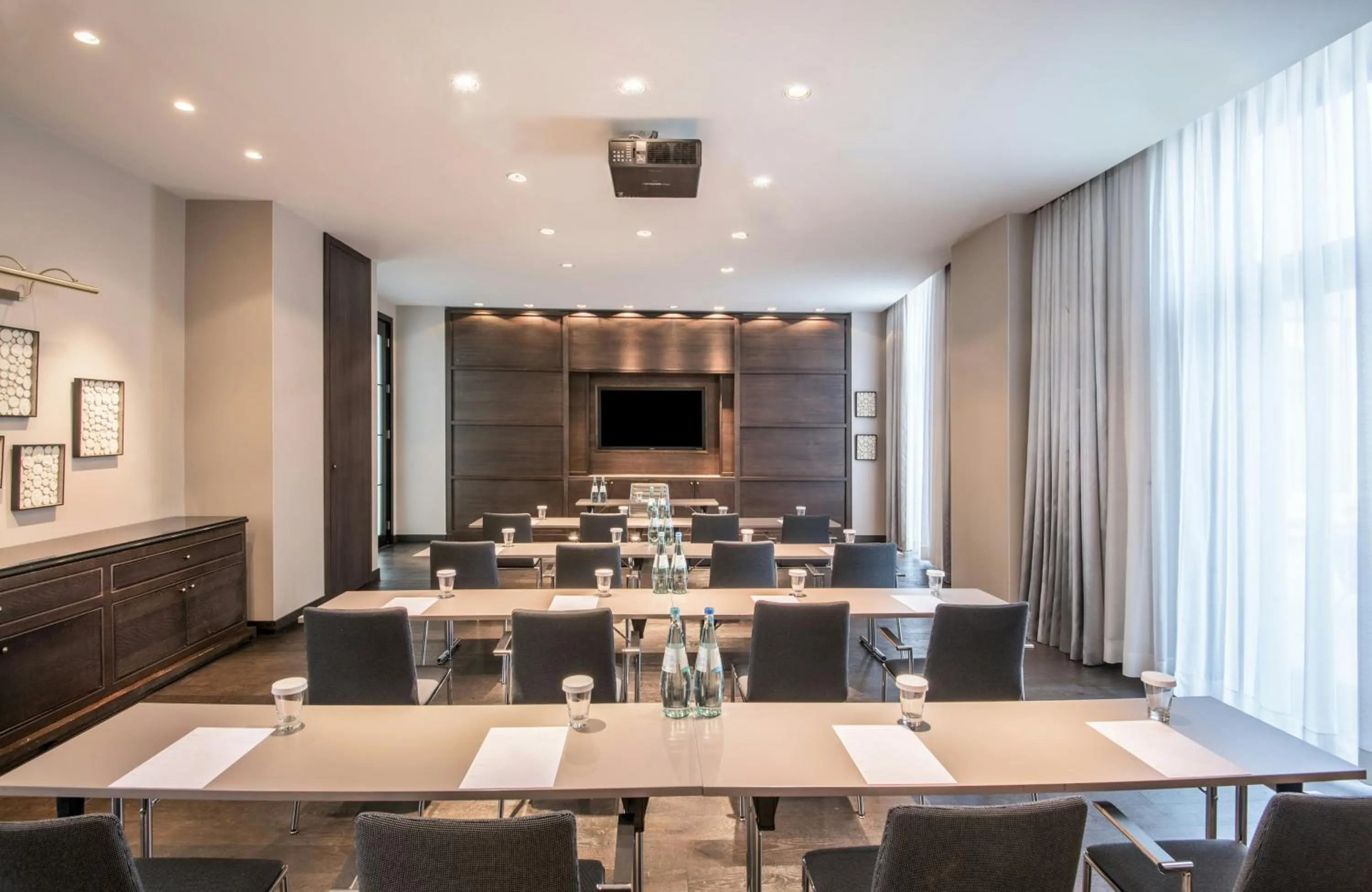 Meeting/conference room in The Posthouse Berlin Potsdamer Platz- Leonardo Limited Edition