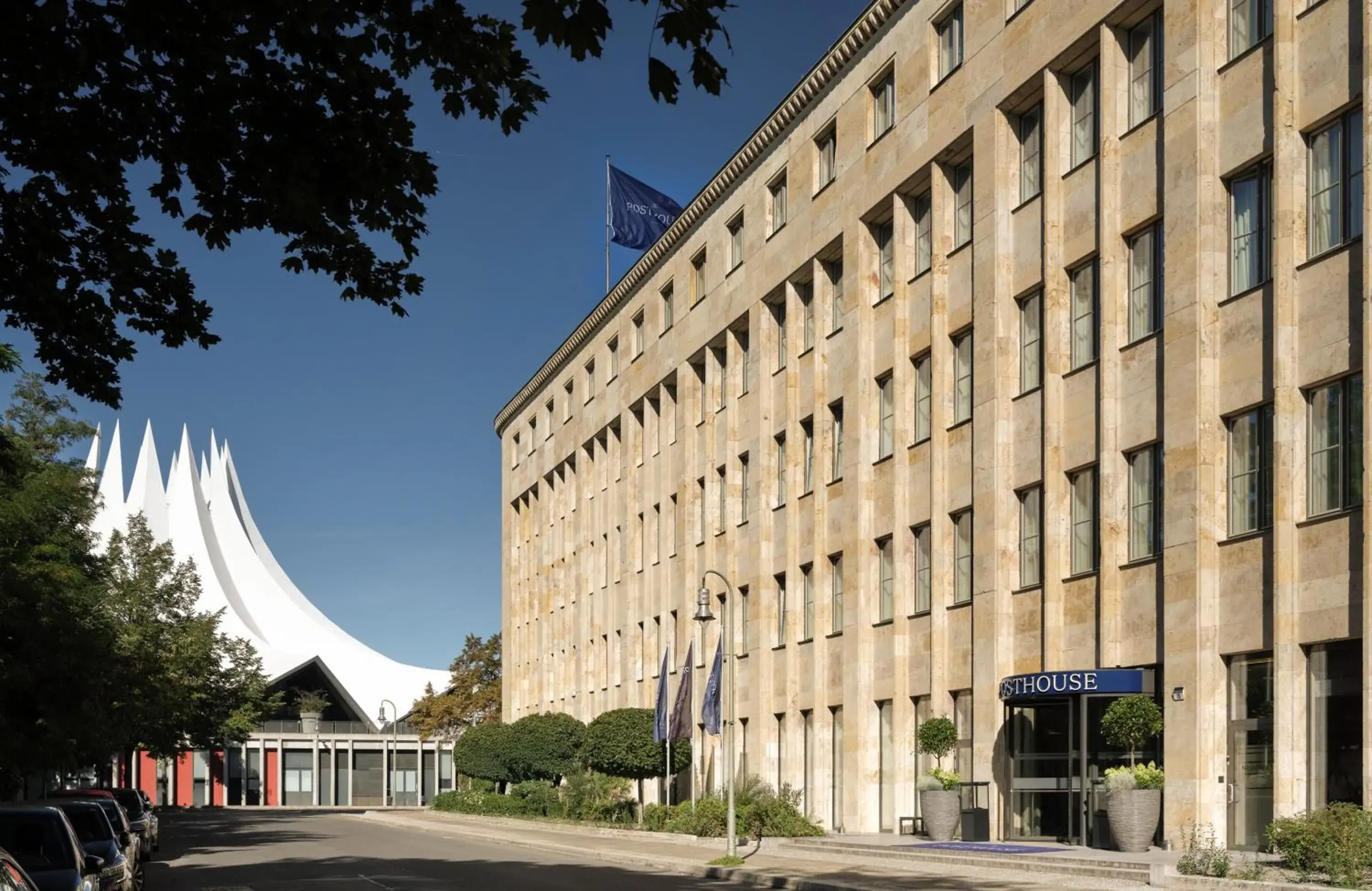 Property building in The Posthouse Berlin Potsdamer Platz- Leonardo Limited Edition Property building in The Posthouse Berlin Potsdamer Platz- Leonardo Limited Edition