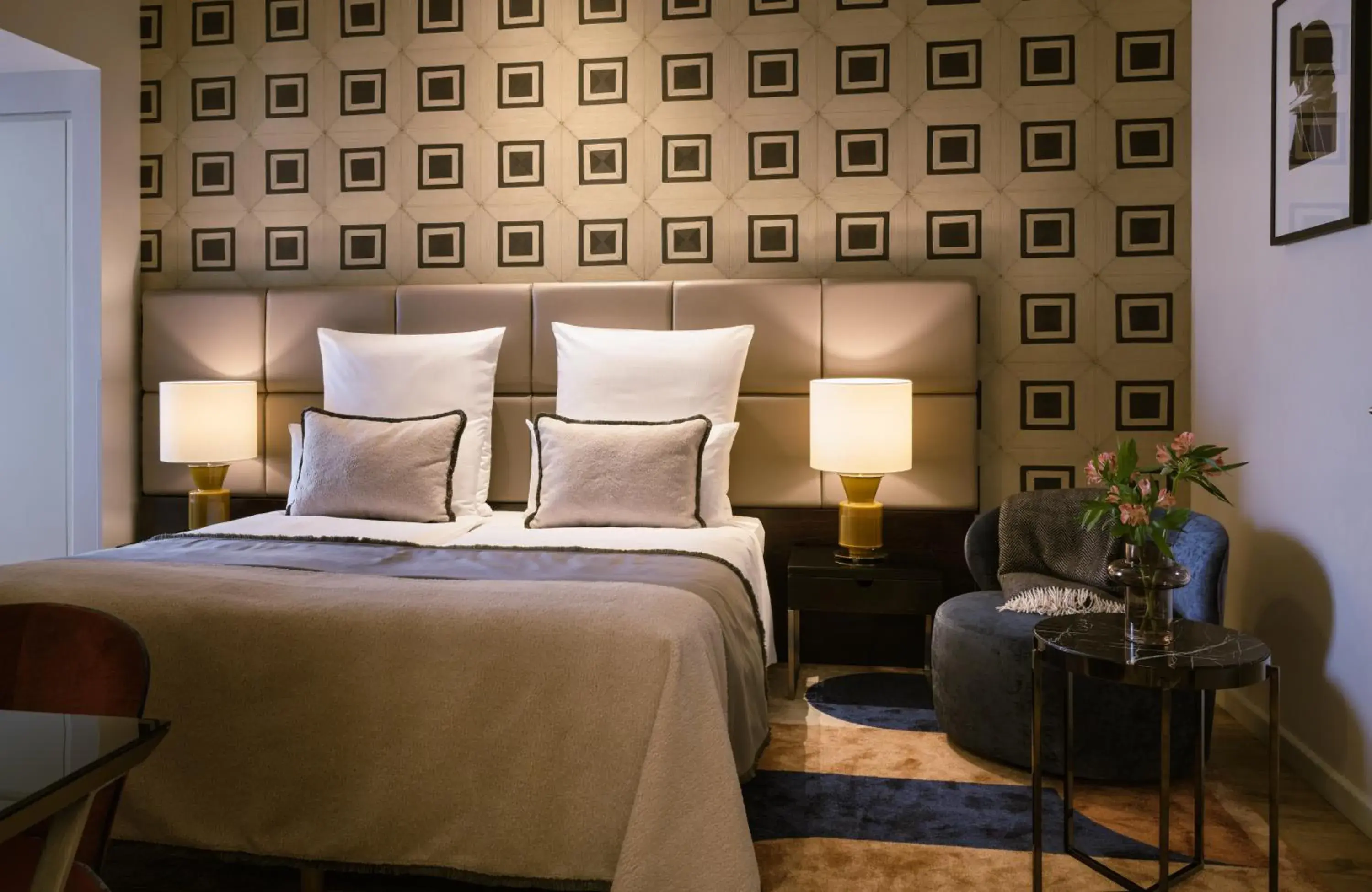 Photo of the whole room, Bed in The Posthouse Berlin Potsdamer Platz- Leonardo Limited Edition Photo of the whole room, Bed in The Posthouse Berlin Potsdamer Platz- Leonardo Limited Edition