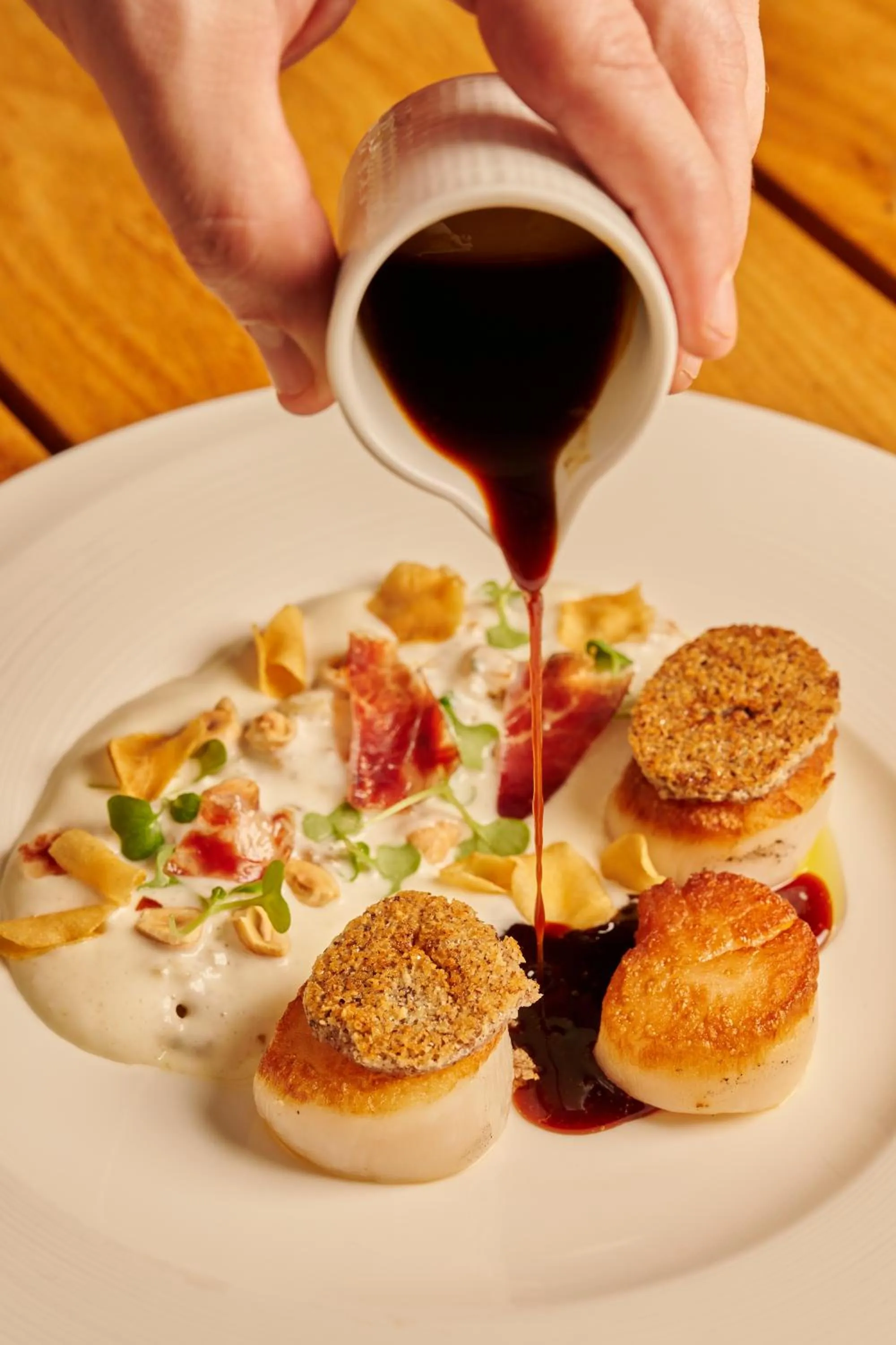 Restaurant/places to eat in The Ritz-Carlton, Montreal