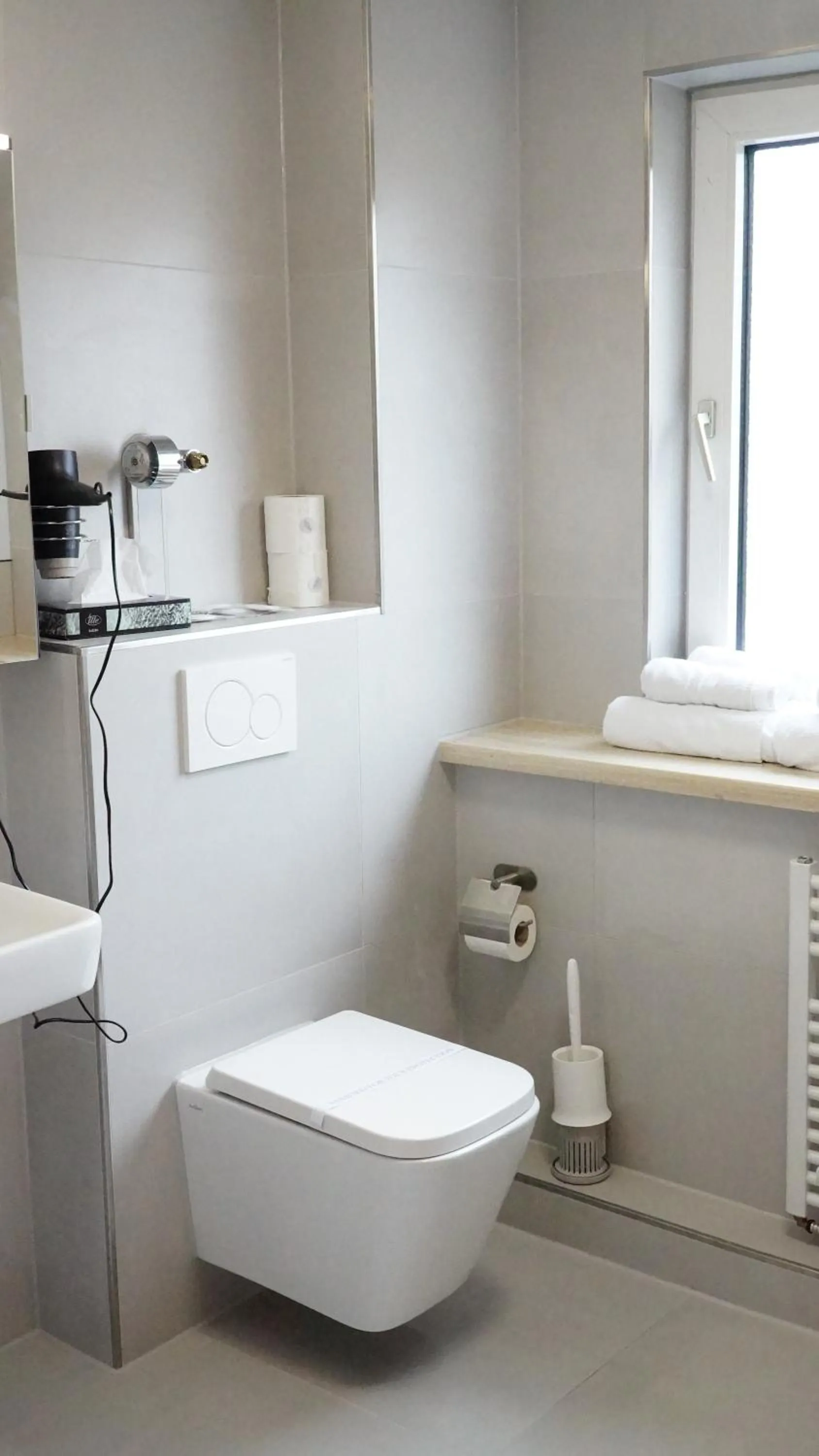 Toilet in Hotel Specht by Trotmannia