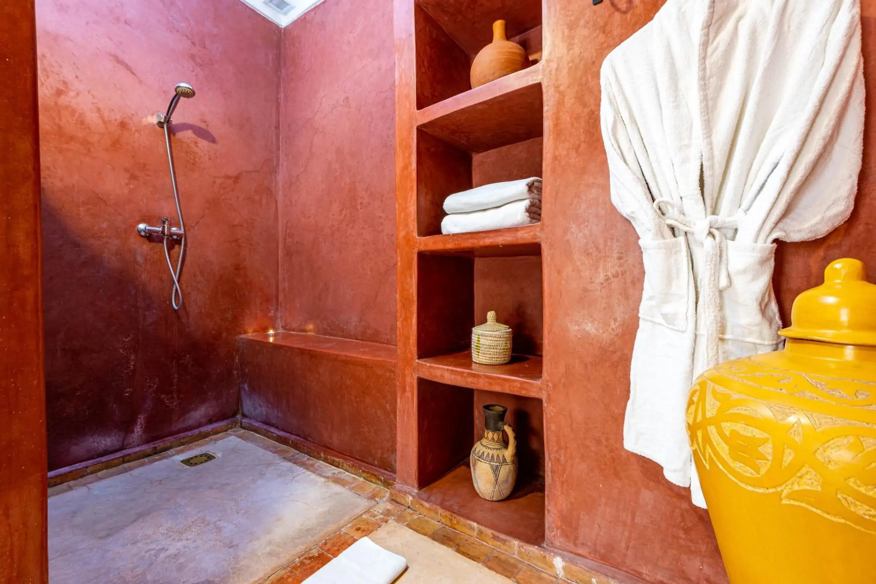 Deluxe Room in Riad L'orange Bleue Deluxe Room in Riad L'orange Bleue