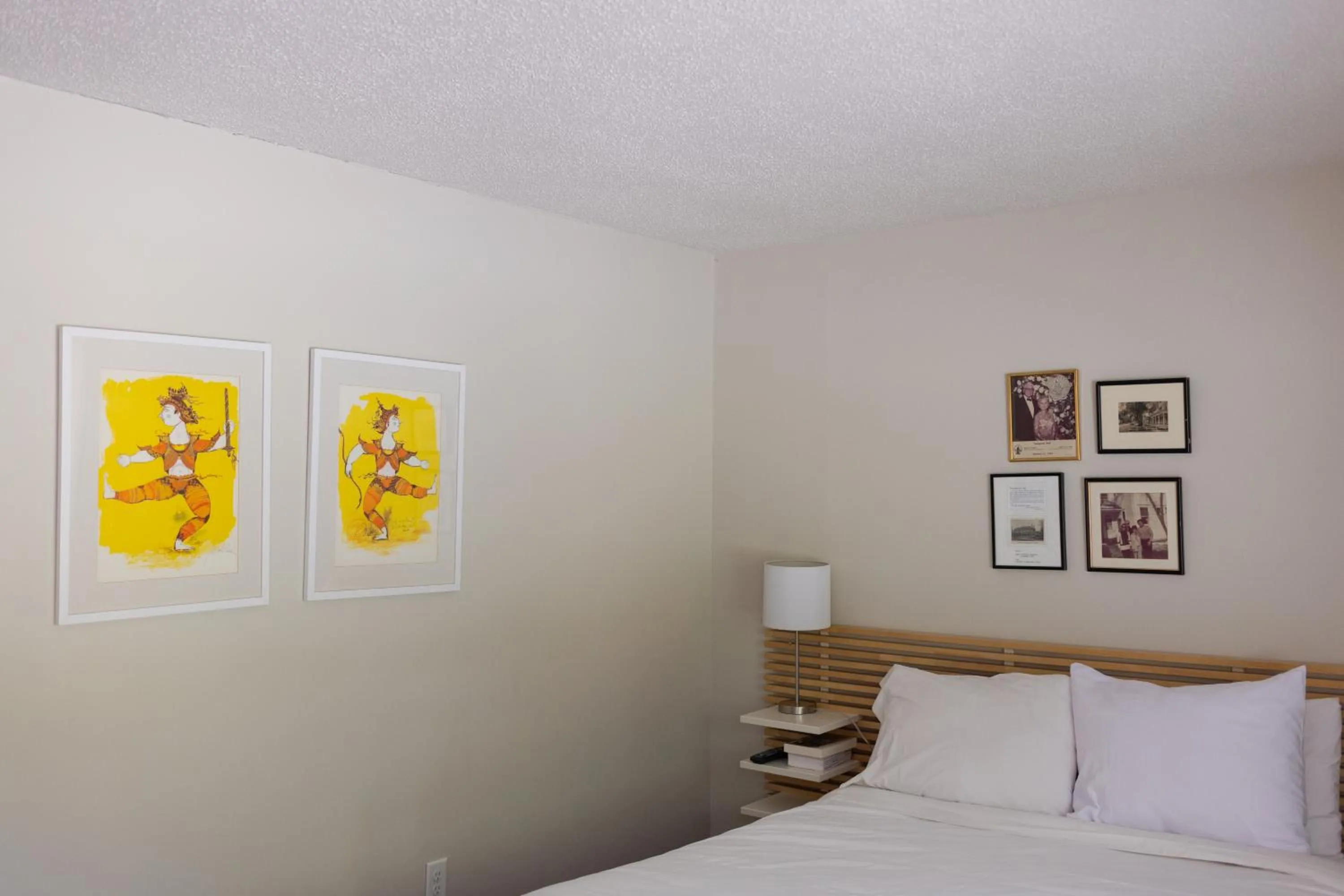 Bed in The Little Lion