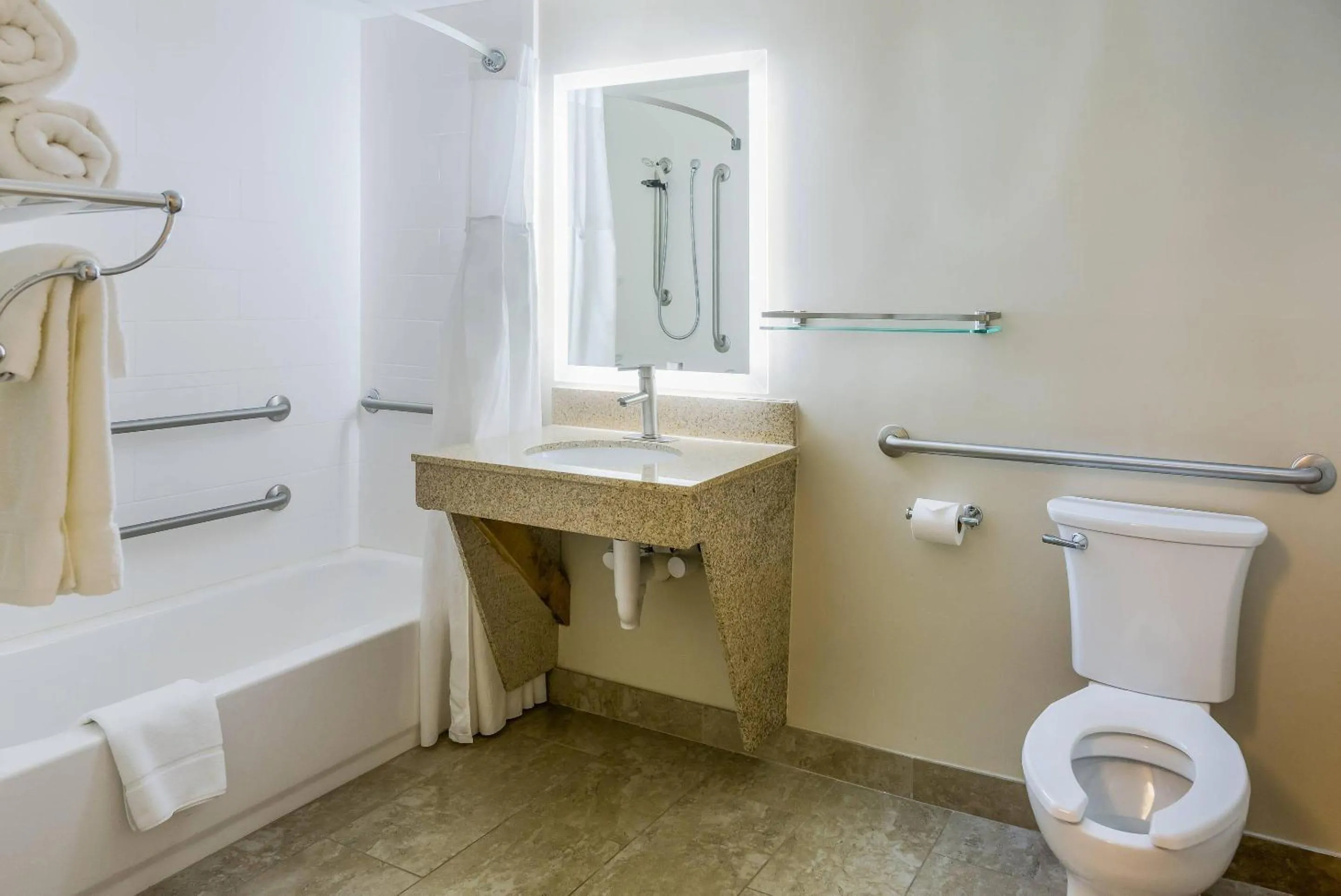 Bedroom in Country Inn & Suites by Radisson, Grandville-Grand Rapids West, MI