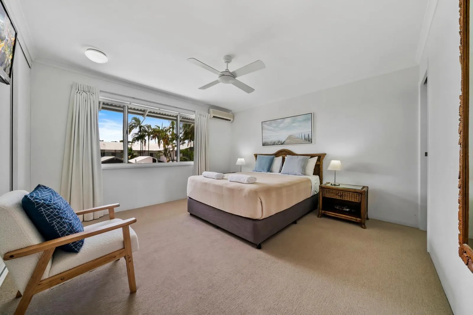 Bedroom, Bed in Coco Bay Resort