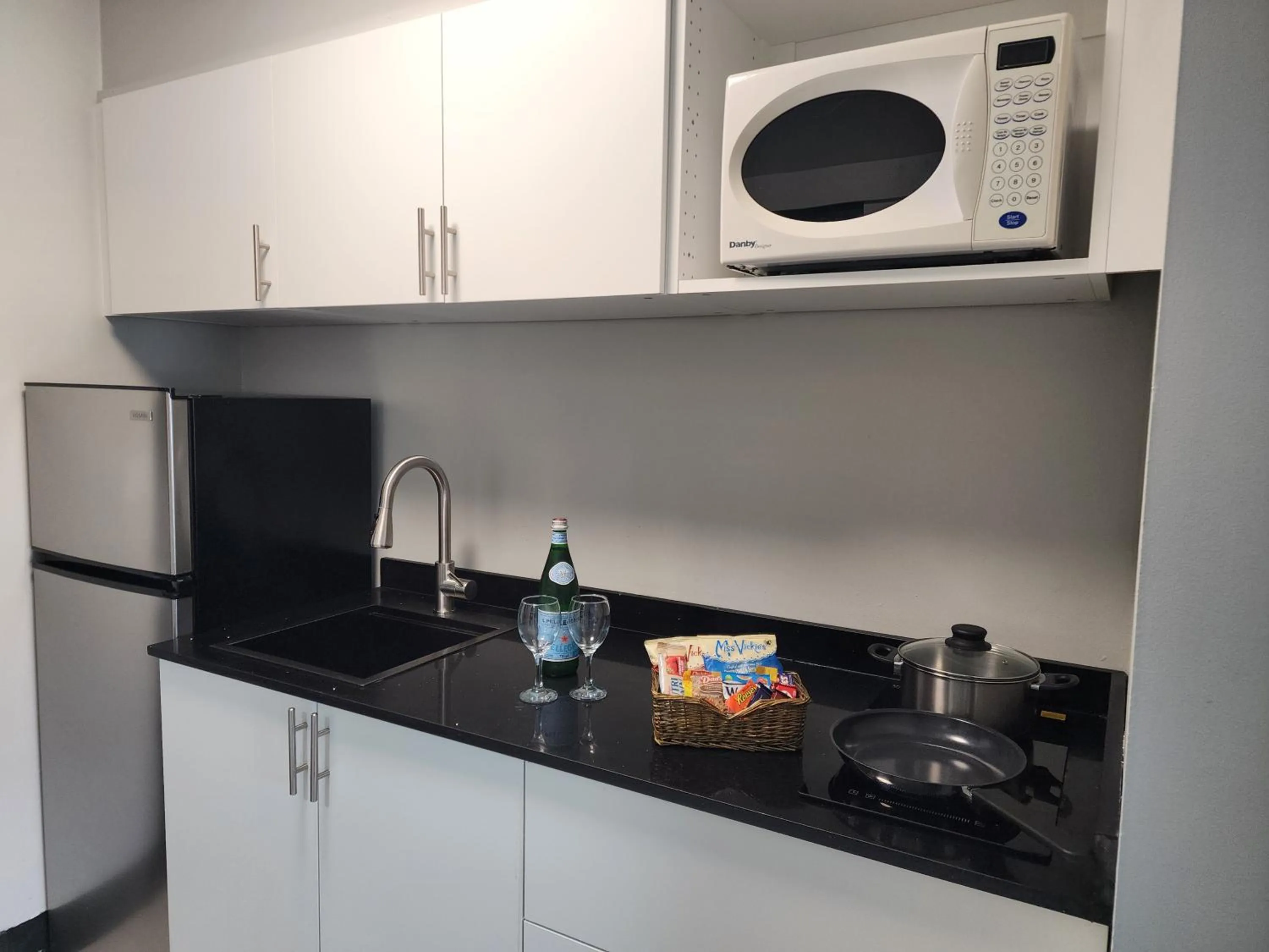 Kitchen or kitchenette in Inn The Mountains