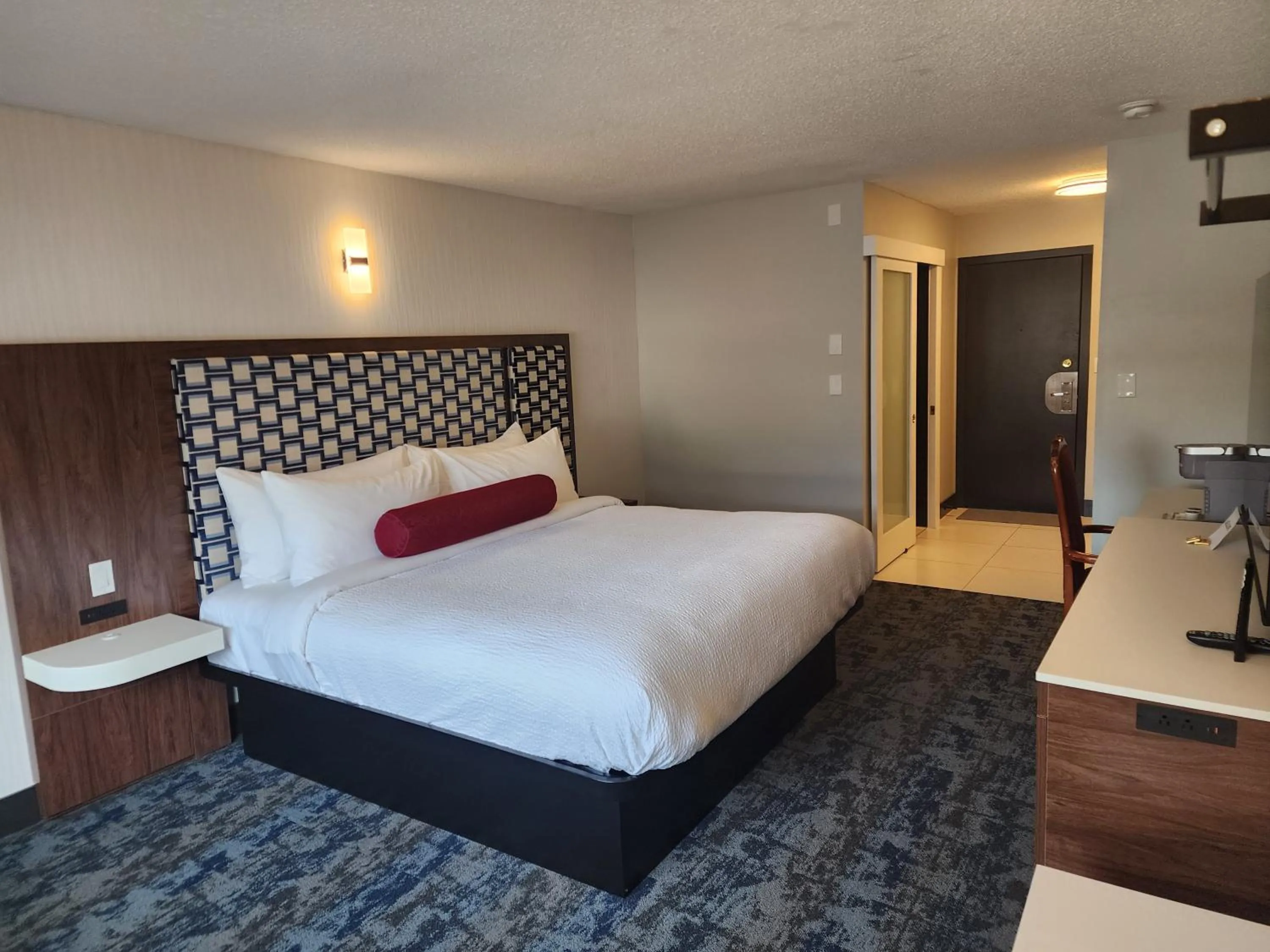 Bedroom, Bed in Inn The Mountains