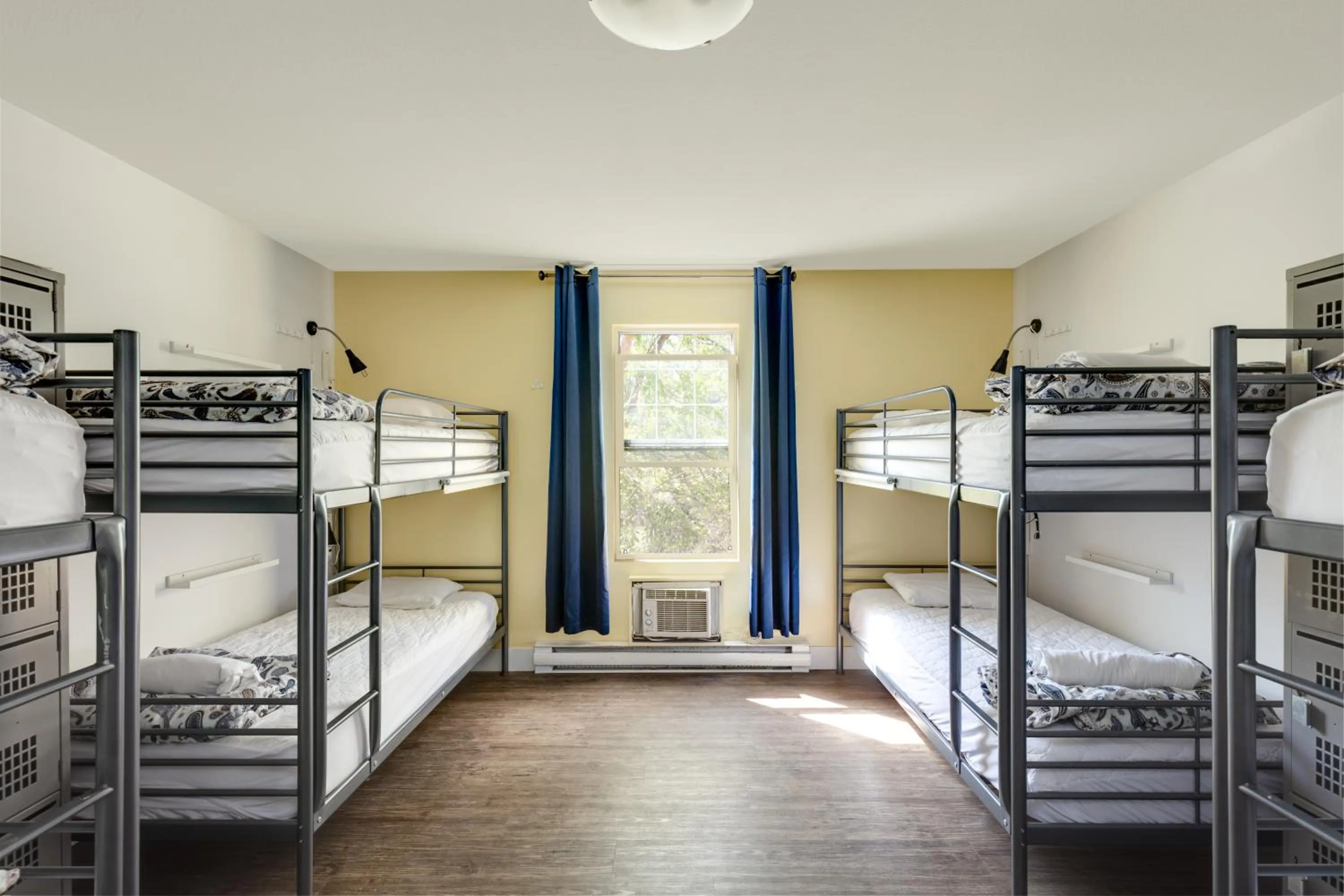 bunk bed, Bed in HI Kelowna Hostel