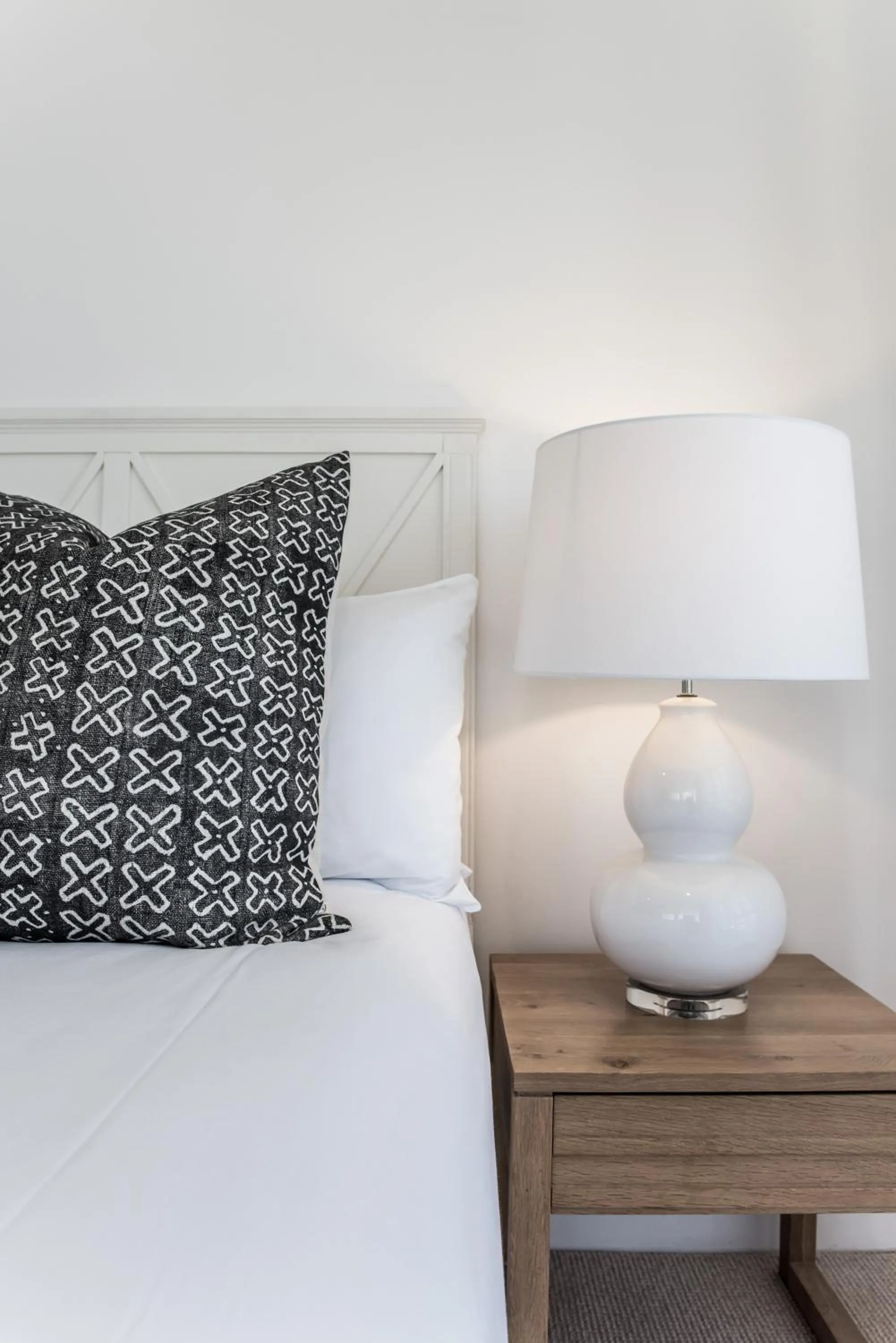 Bed in Noosa Pacific Resort