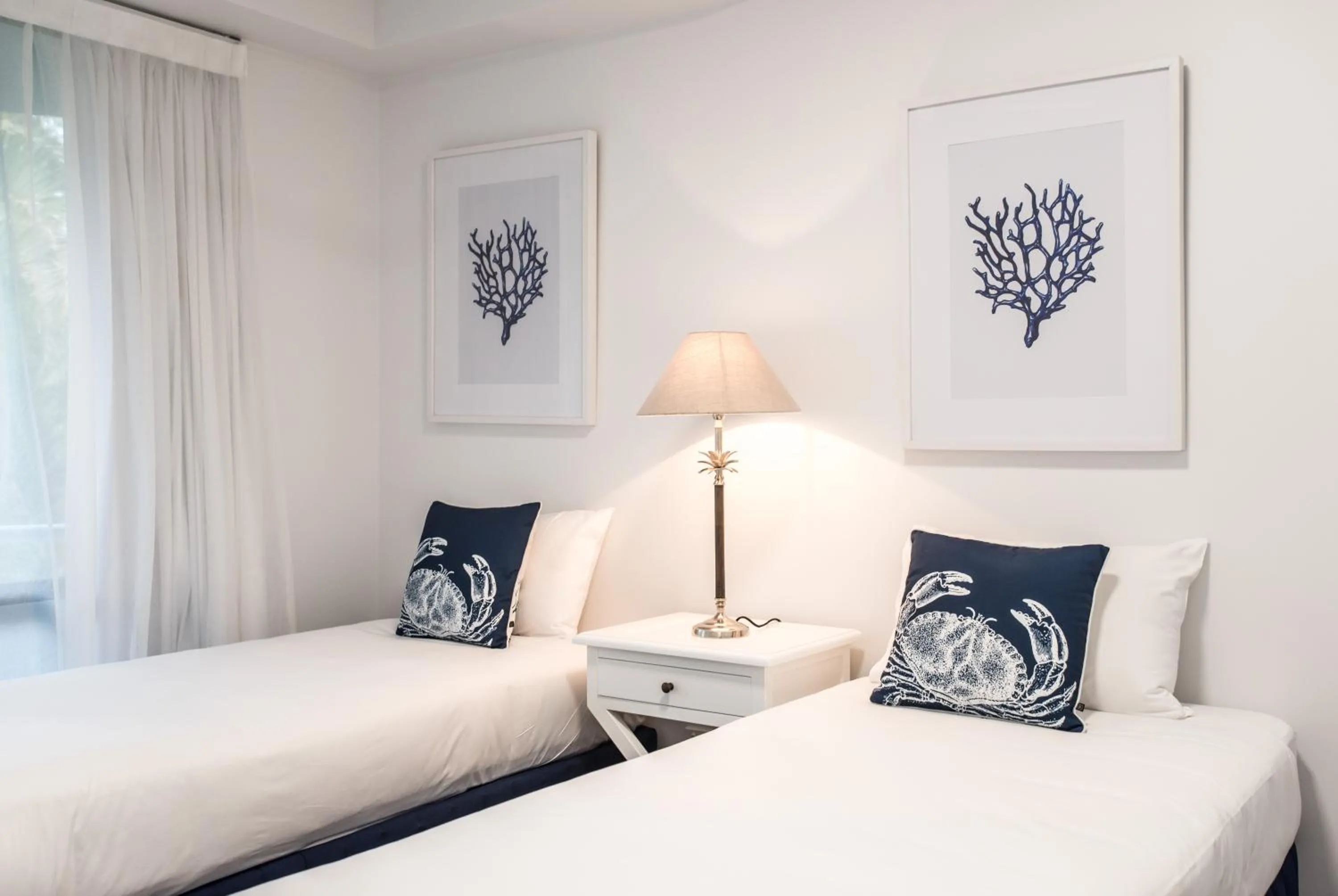 Bed in Noosa Pacific Resort